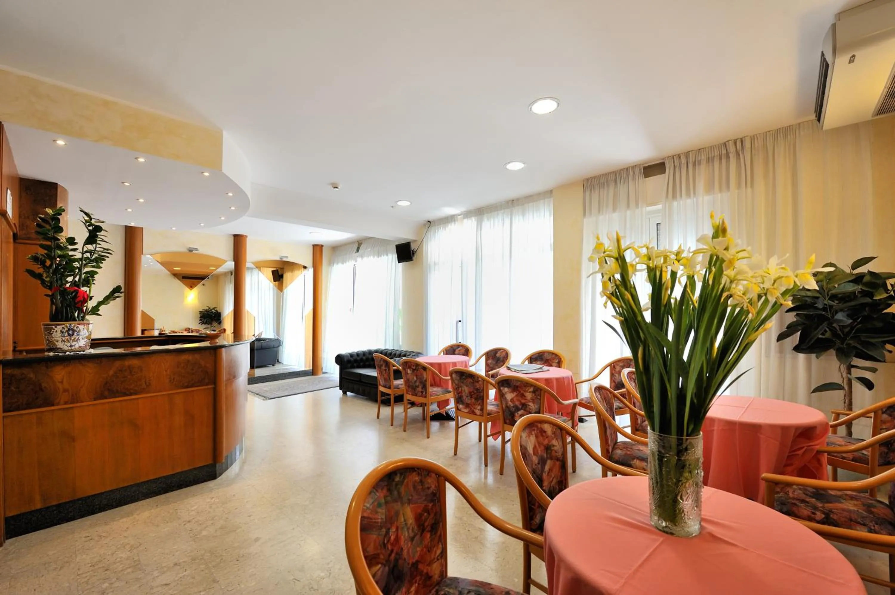 Lobby or reception in Hotel Bridge