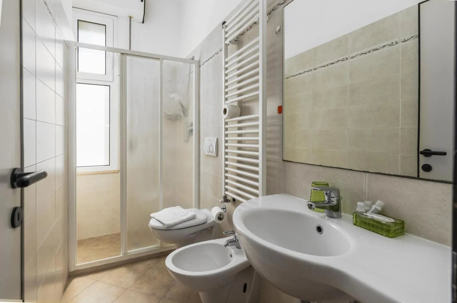 Bathroom in Hotel Bridge