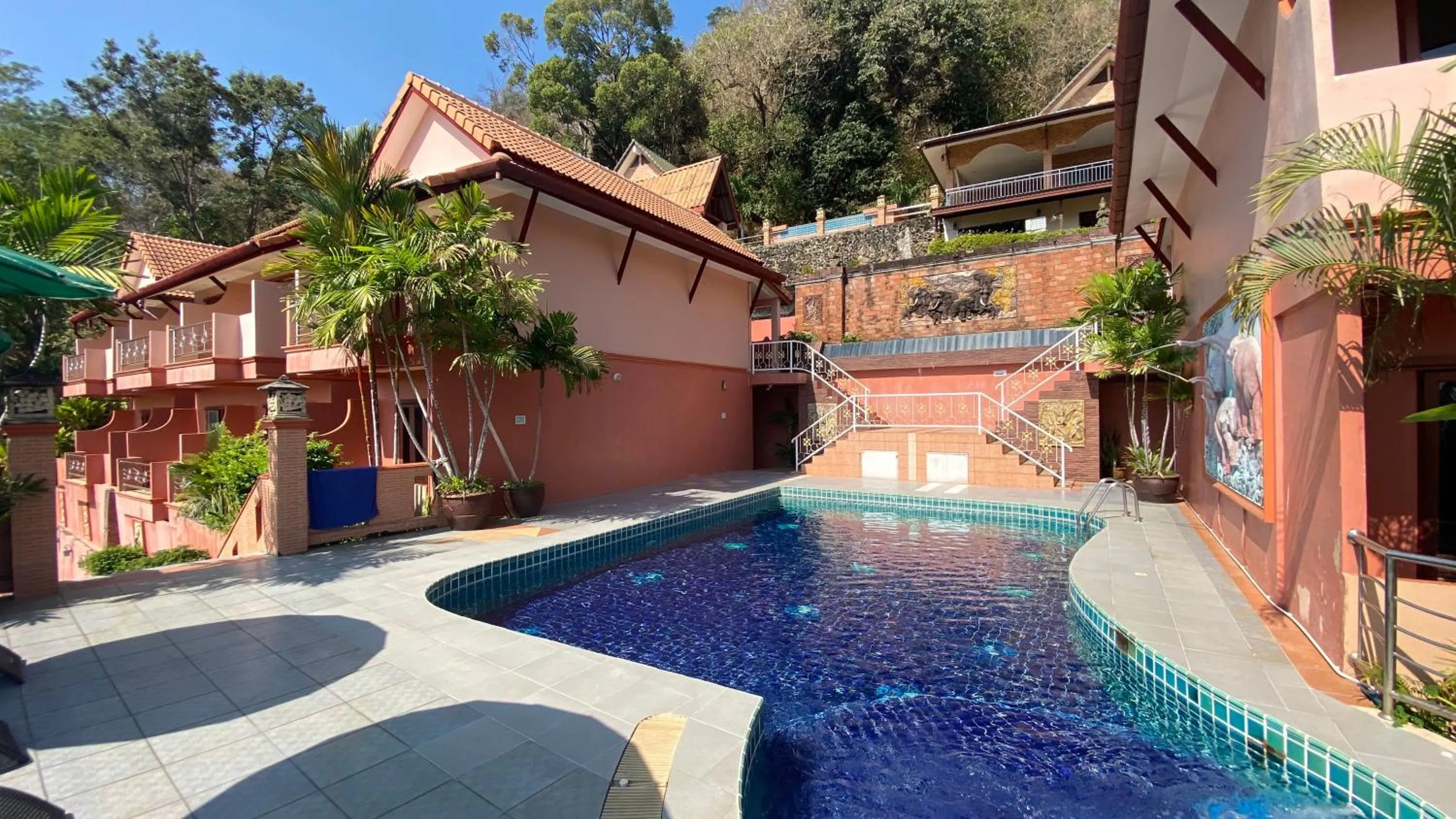 Property building in Baan Kongdee Sunset Resort Kata