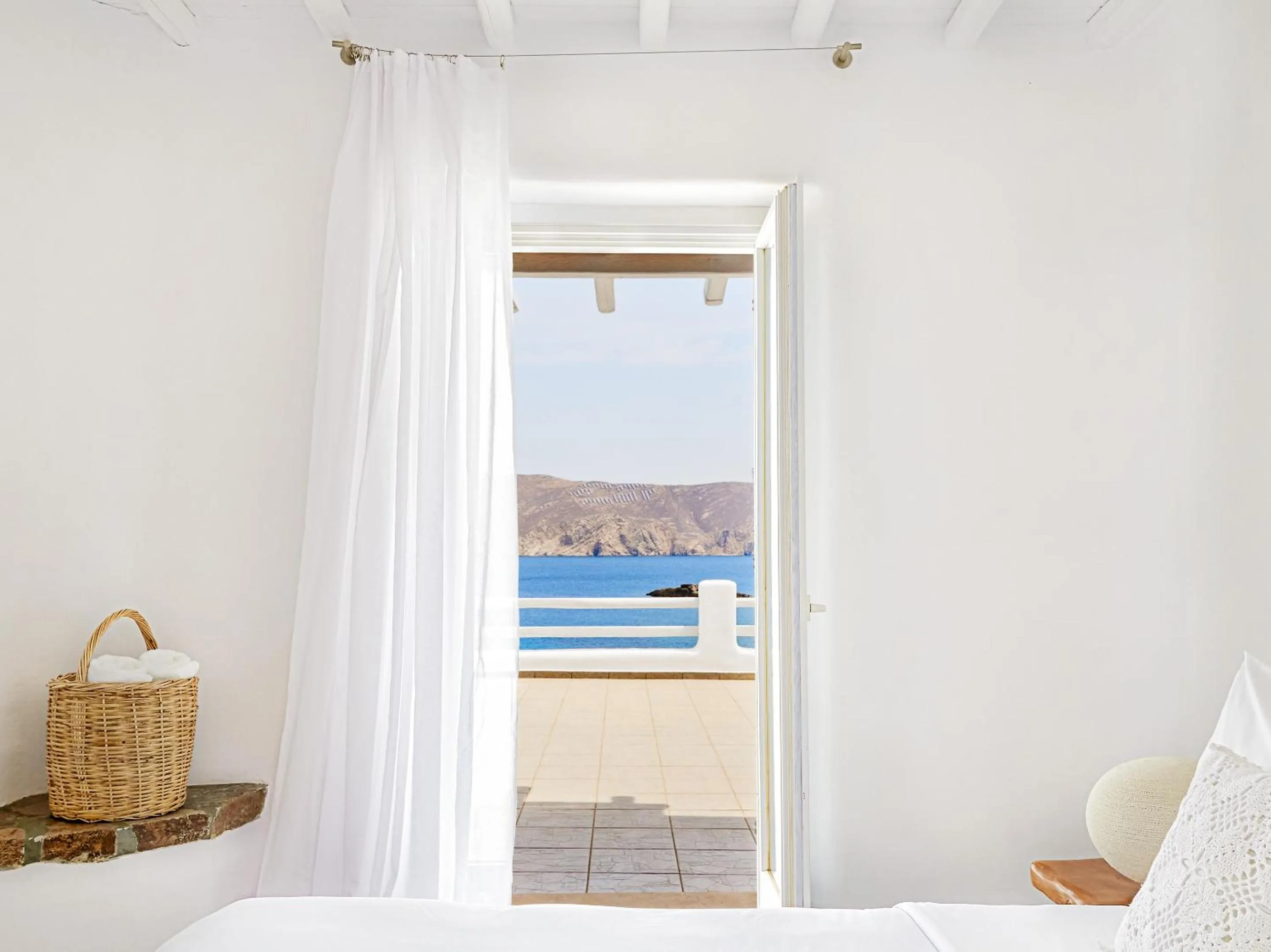 Sea view, Bed in Mykonos Lolita, A Grecotel Resort to Live