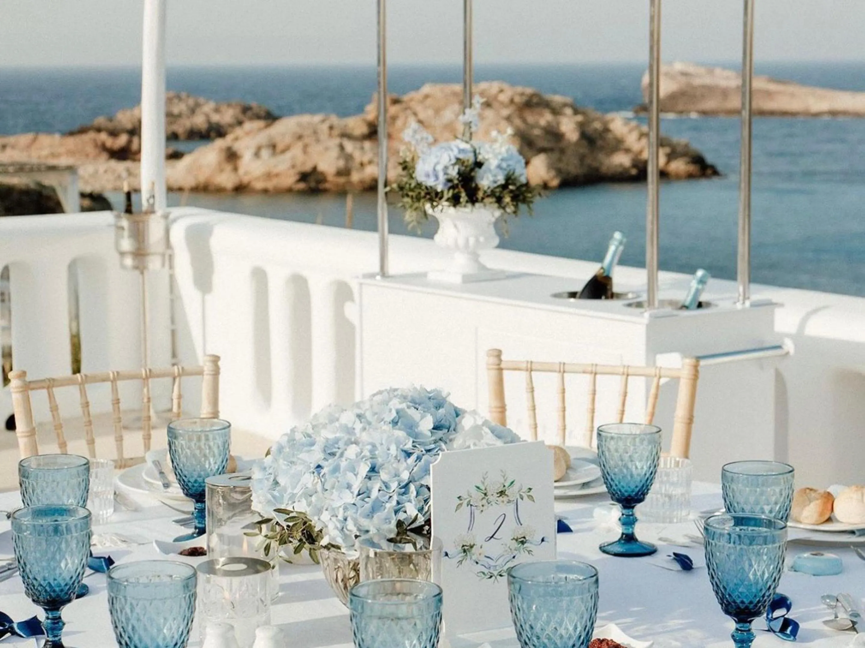 wedding in Mykonos Lolita, A Grecotel Resort to Live