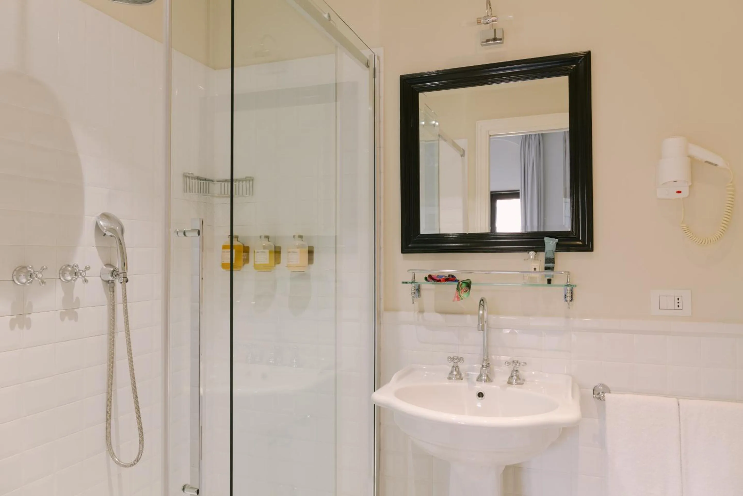 Bathroom in iH Hotels Venezia Salute Palace