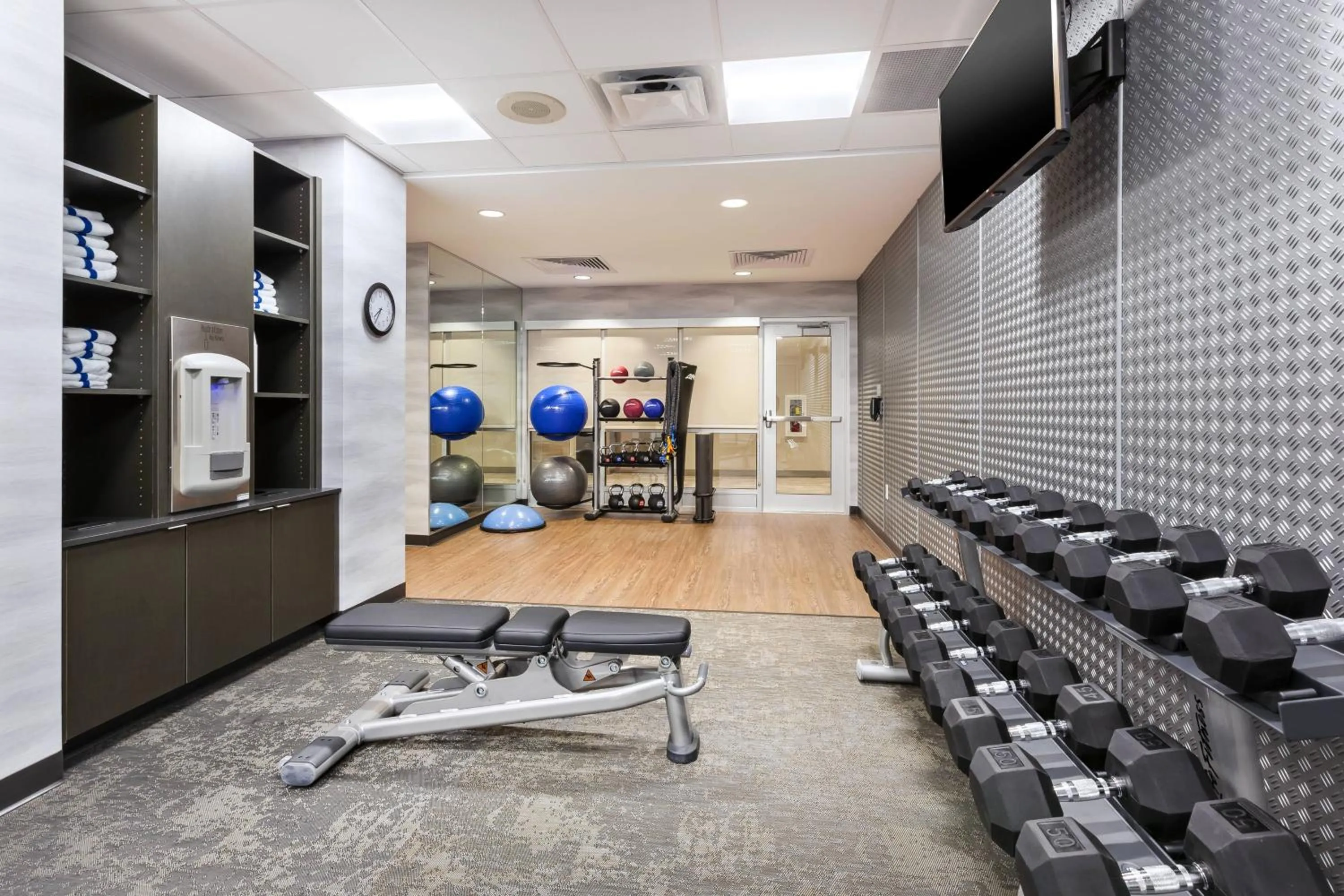 Fitness centre/facilities in Fairfield Inn & Suites by Marriott Goshen