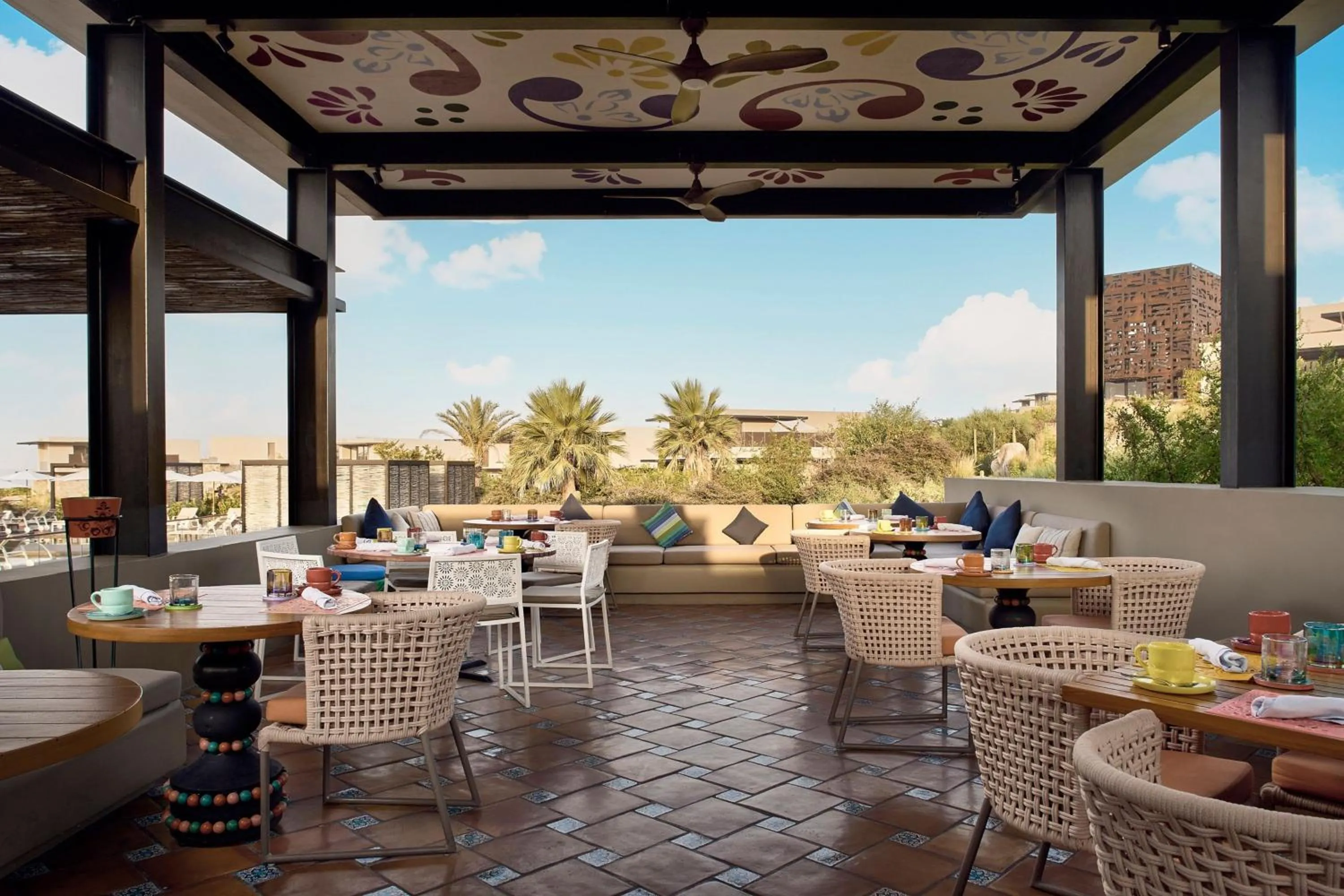 Lounge or bar in Zadun Los Cabos, a Ritz-Carlton Reserve