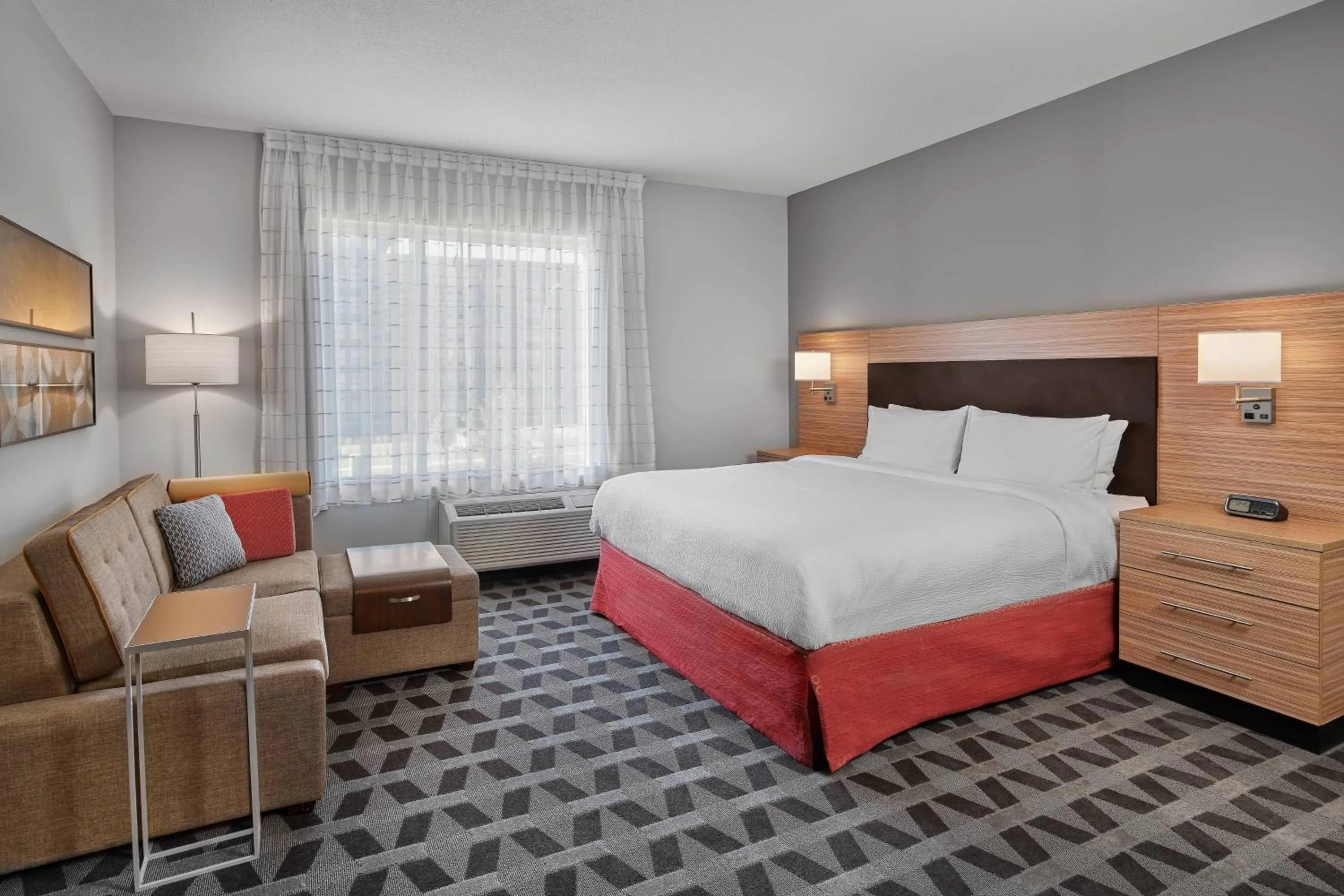 Bedroom, Bed in TownePlace Suites by Marriott Edmonton Sherwood Park