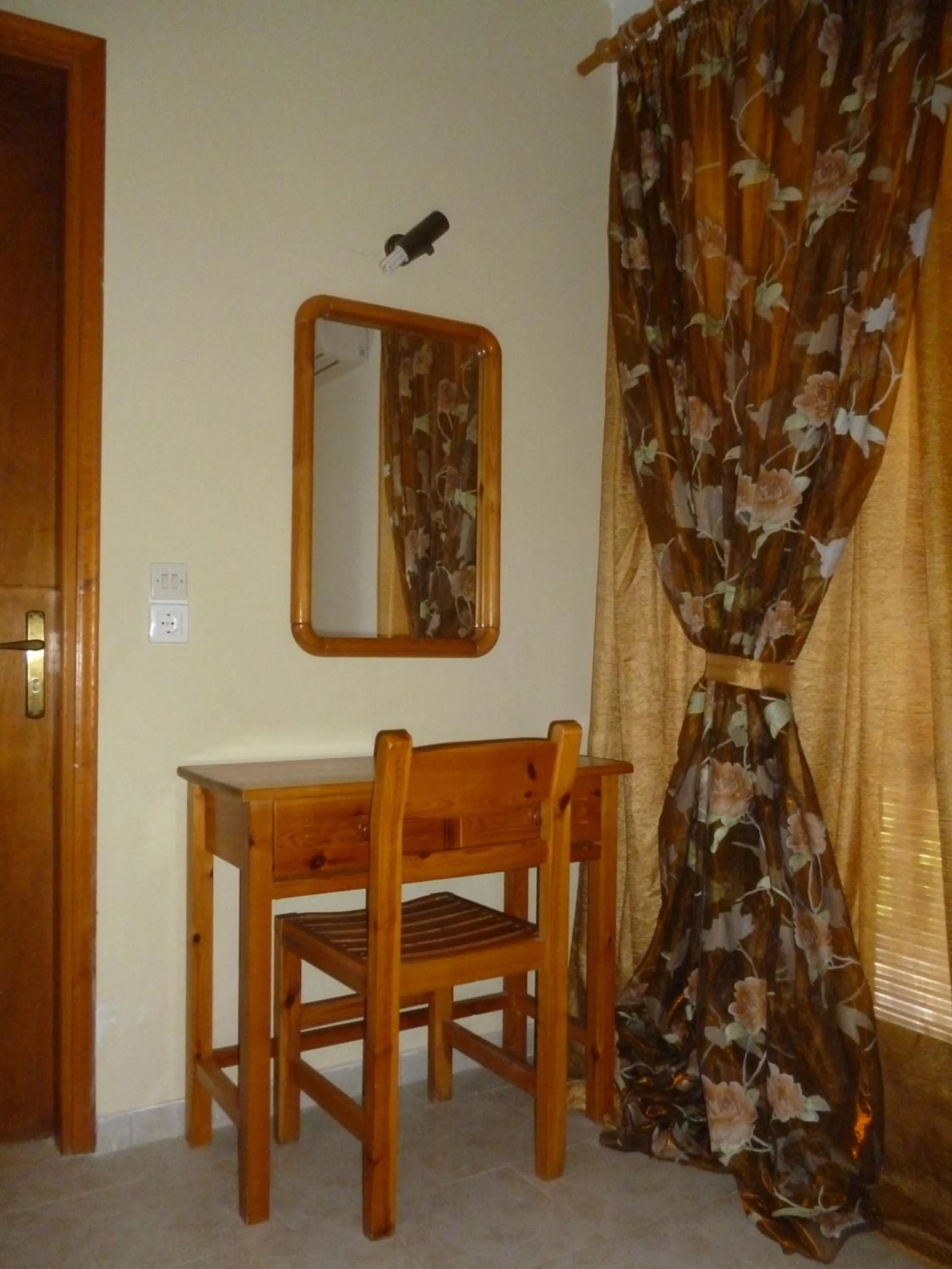 Decorative detail in Marinos Studios at Lourdata village