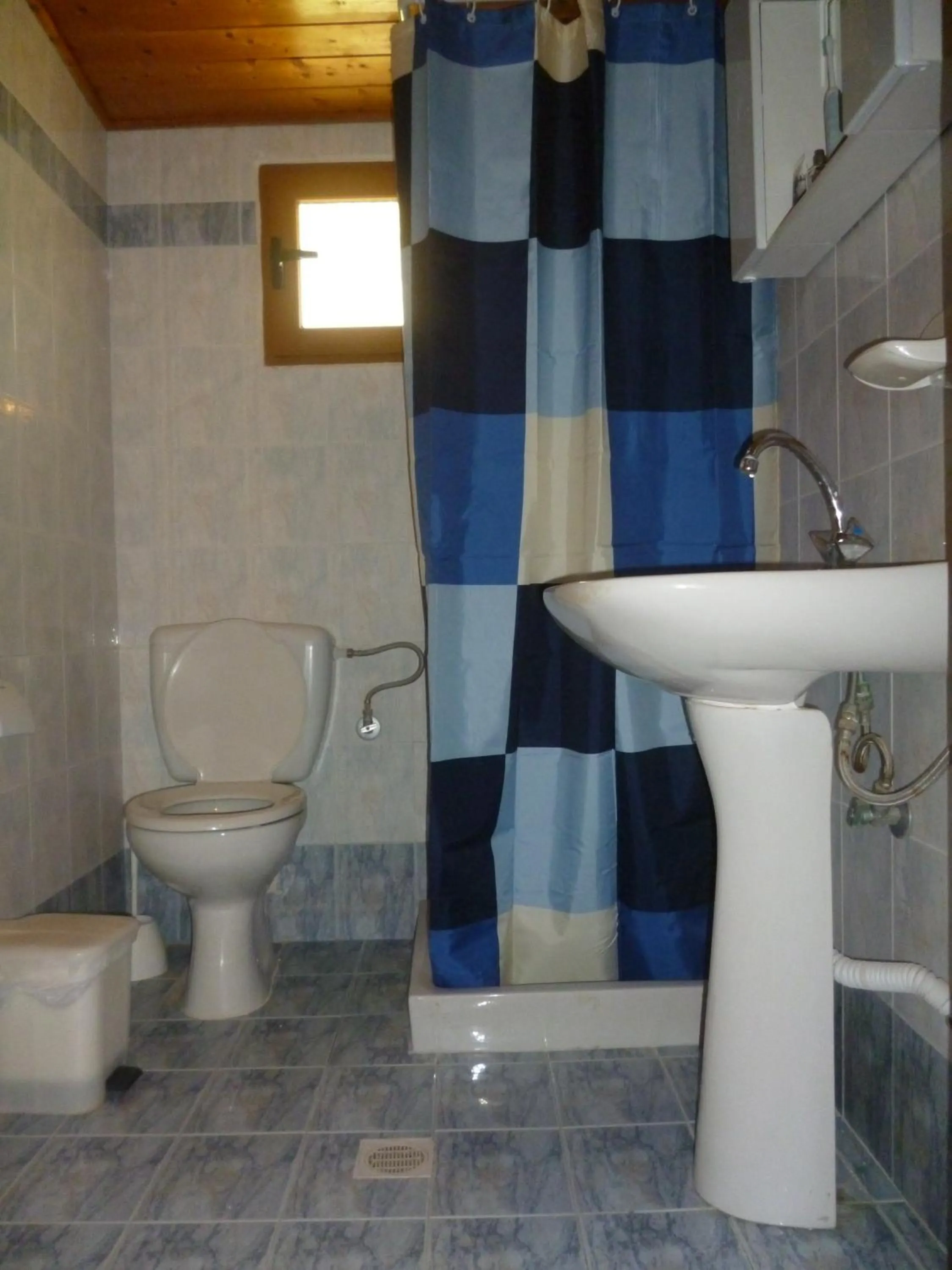 Bathroom in Marinos Studios at Lourdata village
