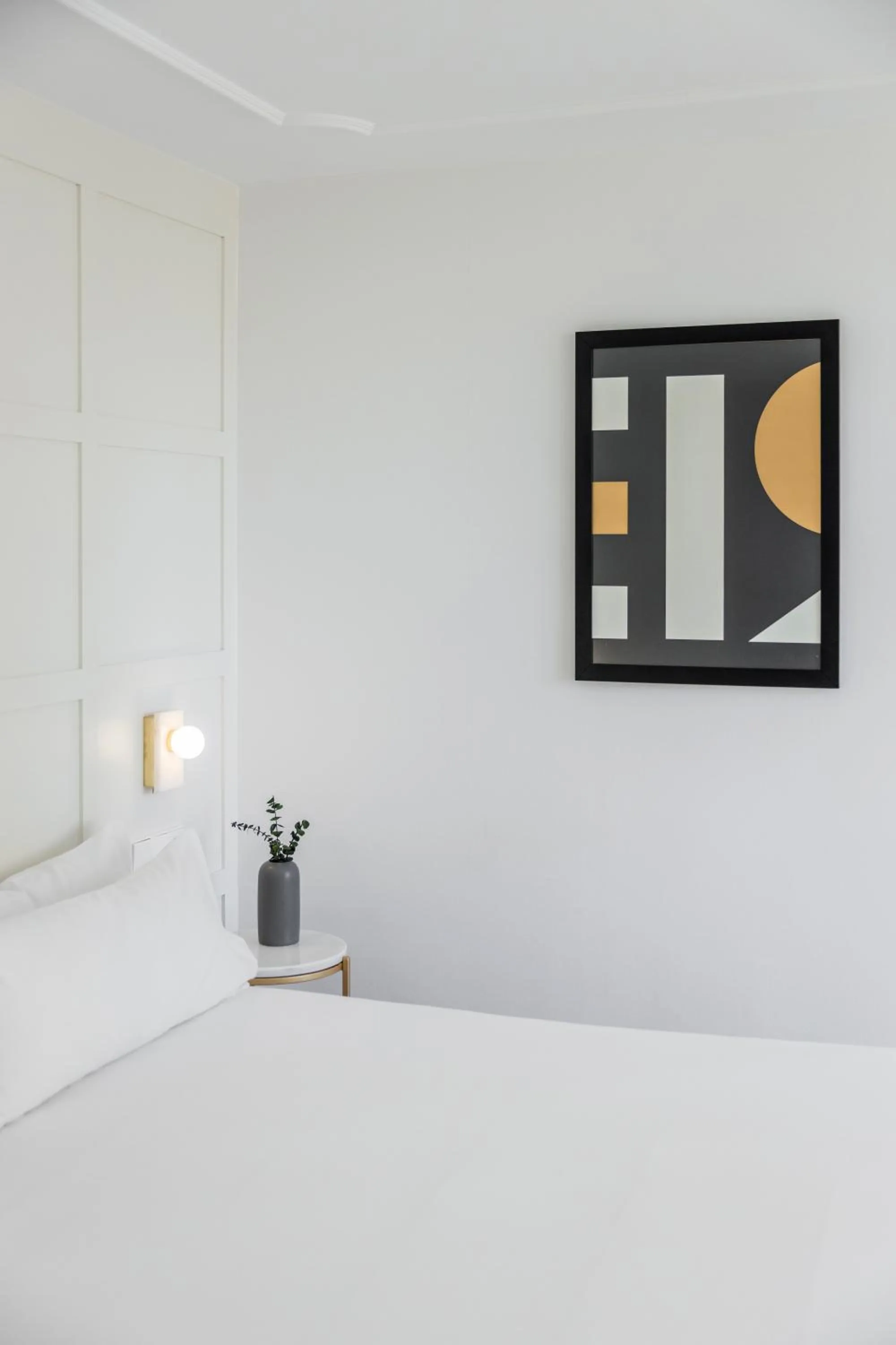 Bed in Room Mate Cosmo - City Centre, Valencia