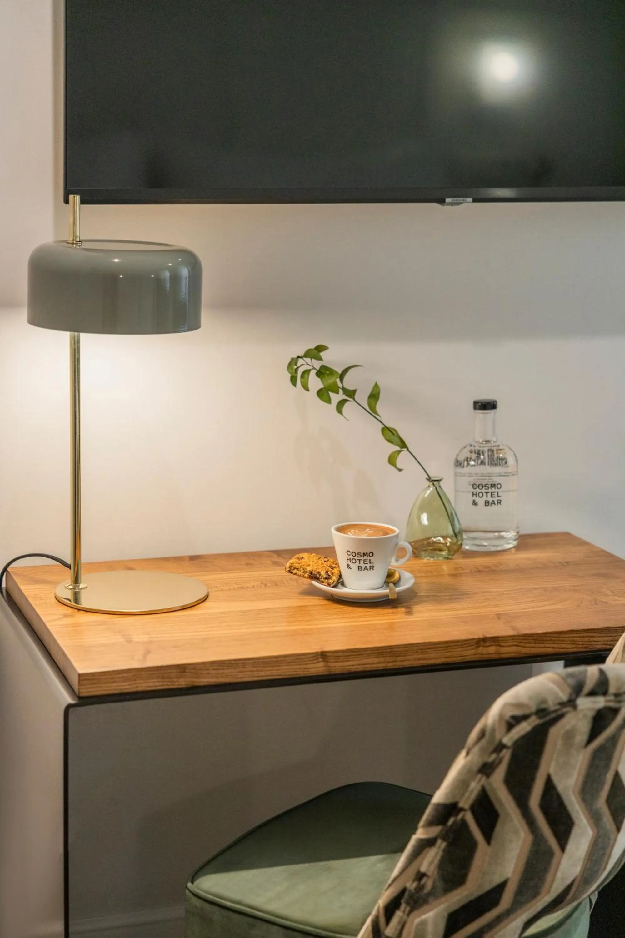 Coffee/tea facilities in Room Mate Cosmo - City Centre, Valencia