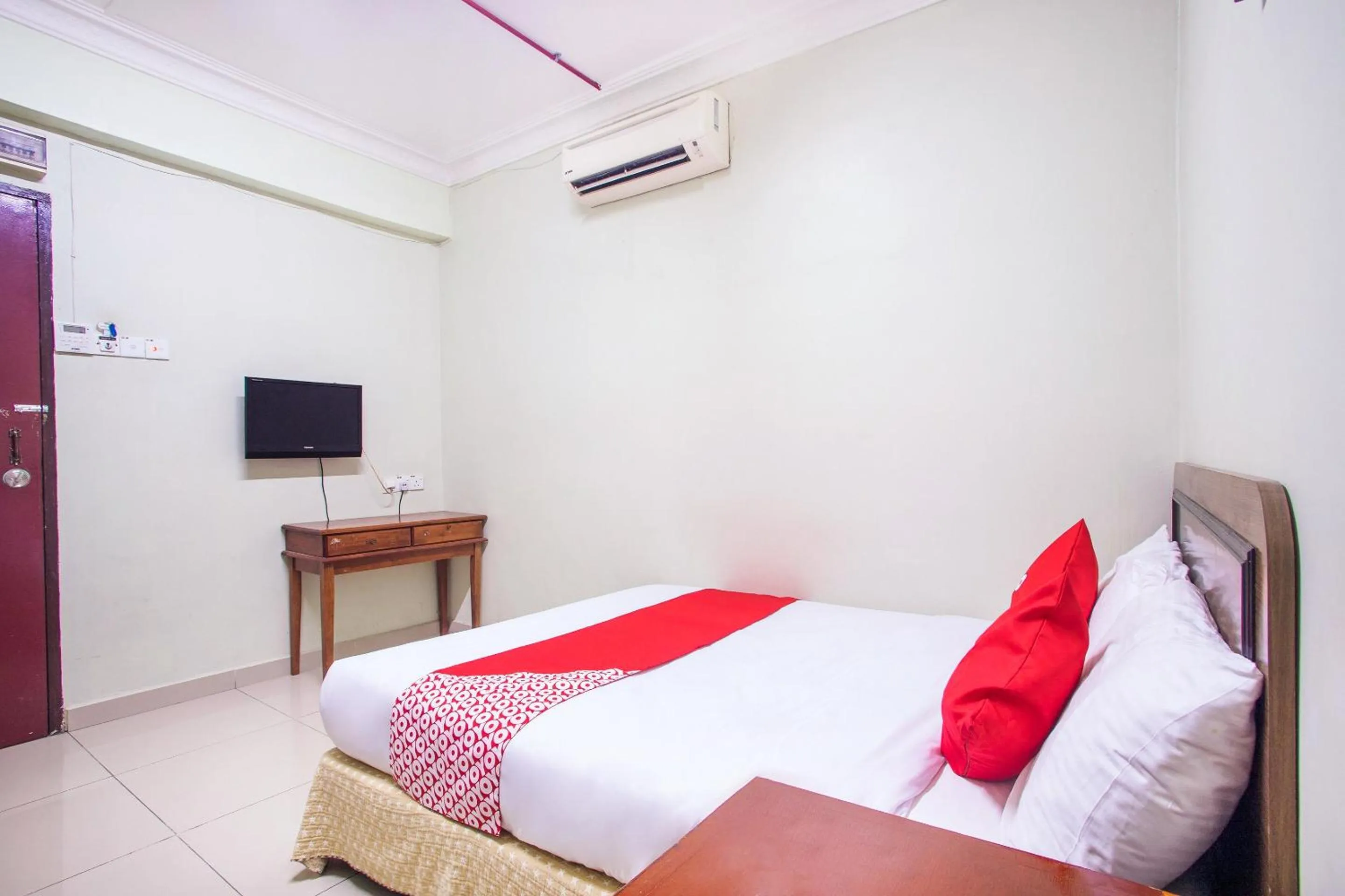 Bedroom, Bed in Hotel O Casavilla Hotel