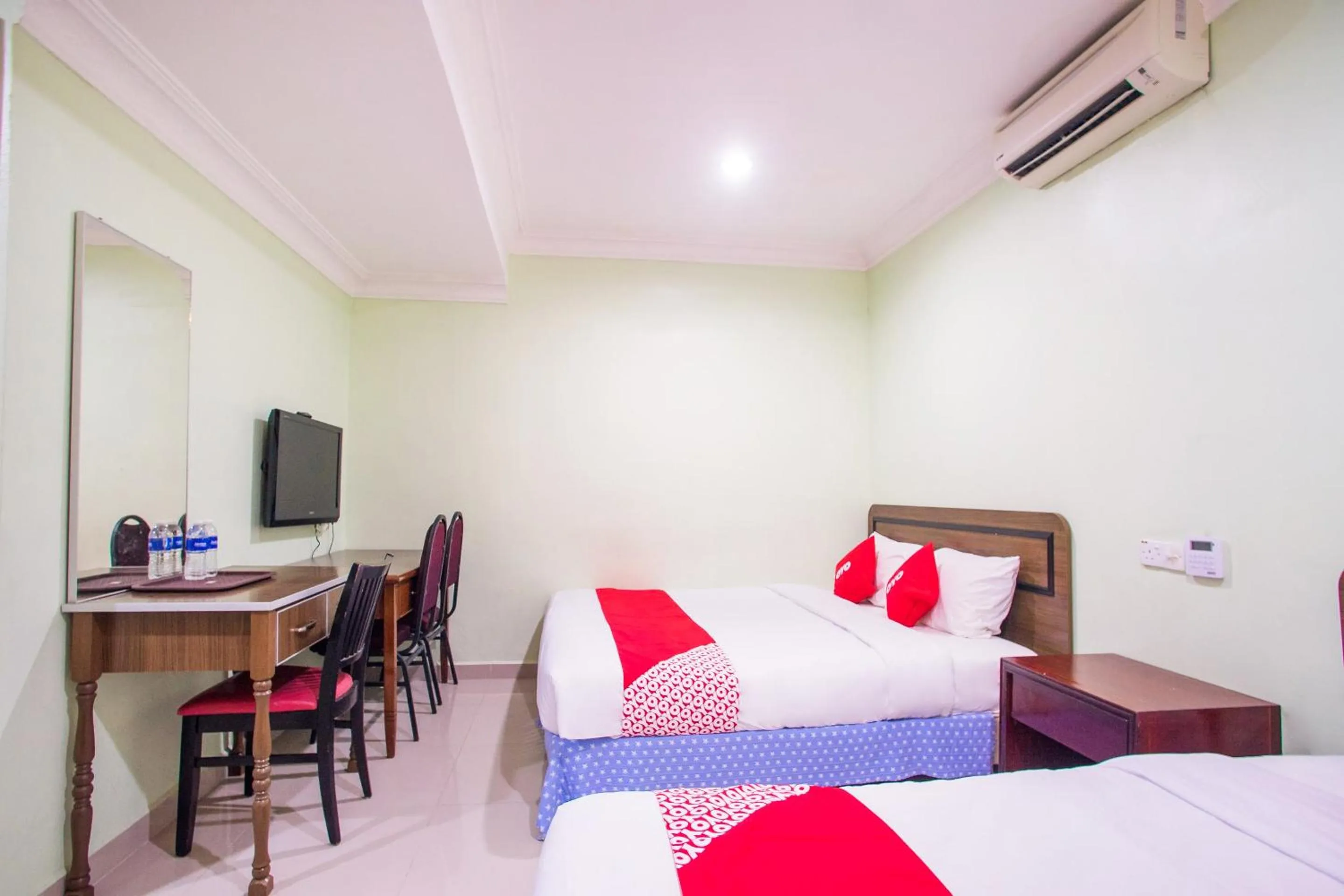 Bedroom, Bed in Hotel O Casavilla Hotel