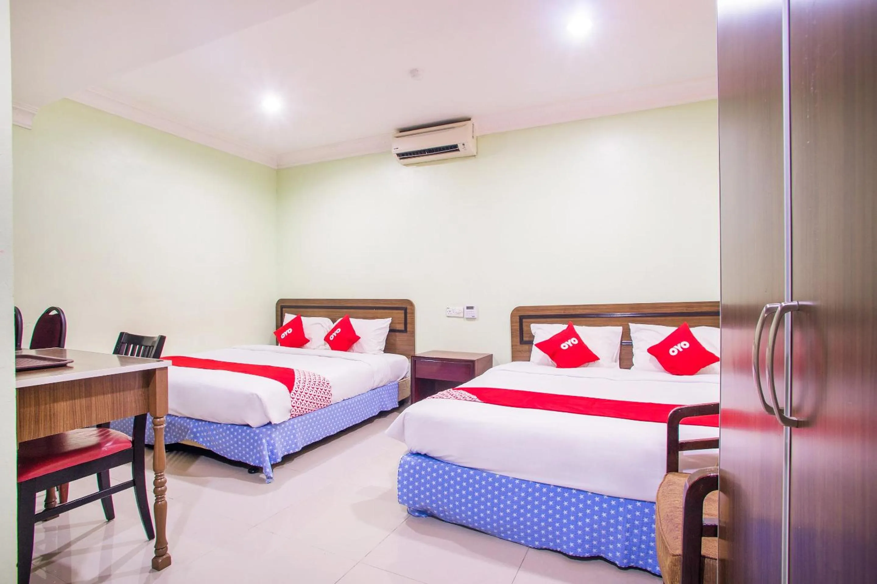 Bedroom, Bed in Hotel O Casavilla Hotel