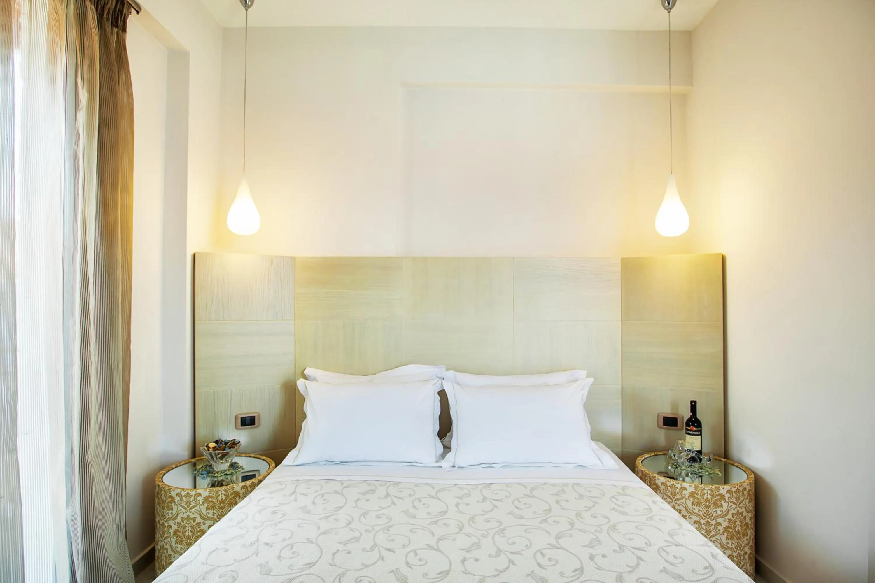 Bedroom, Bed in Core Hotel