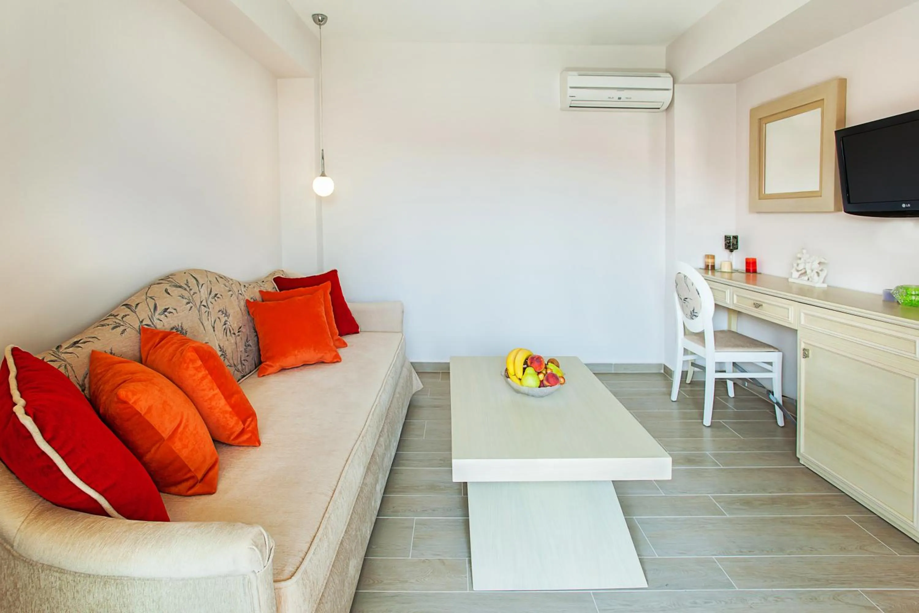 Living room in Core Hotel