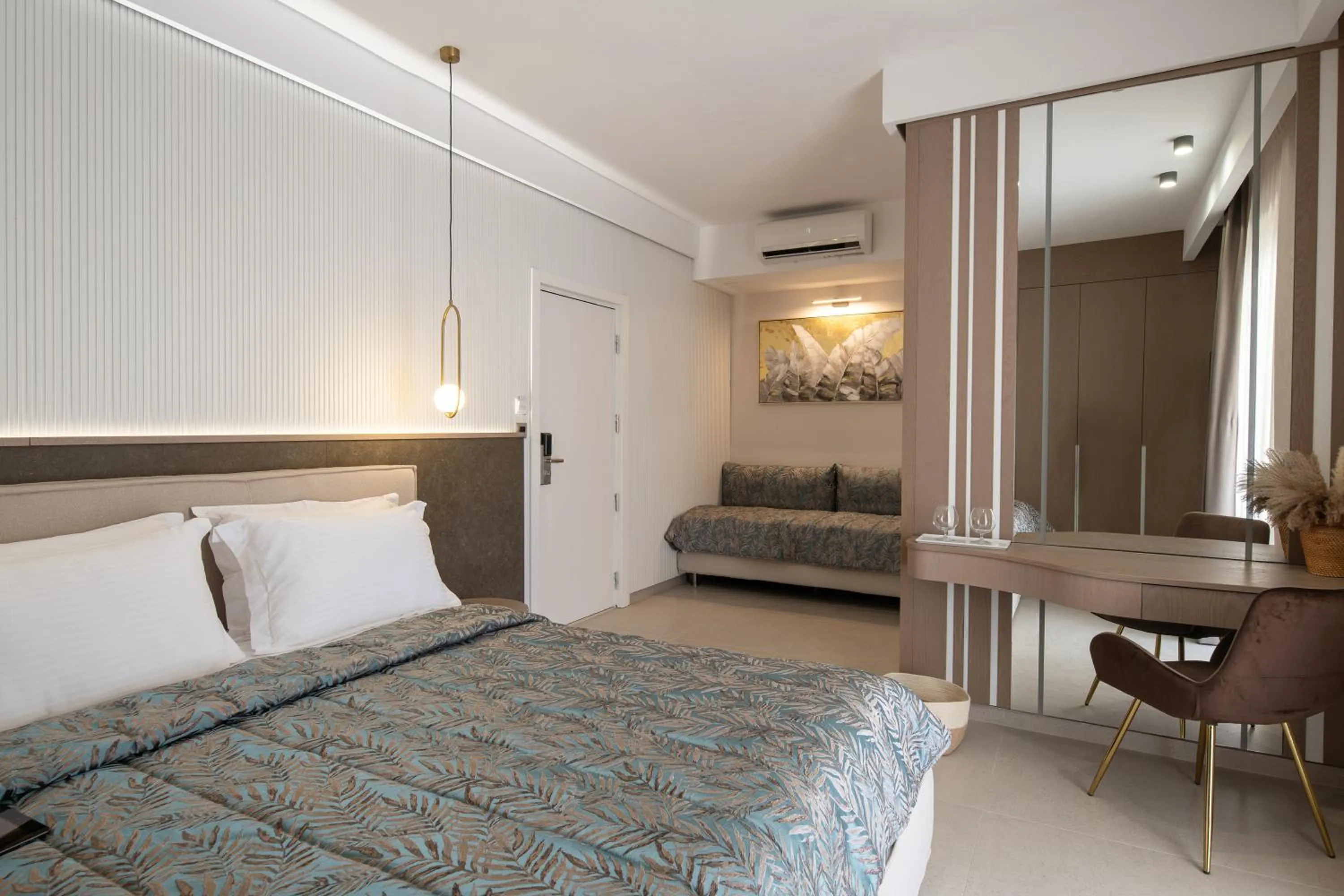 Bedroom, Bed in Core Hotel