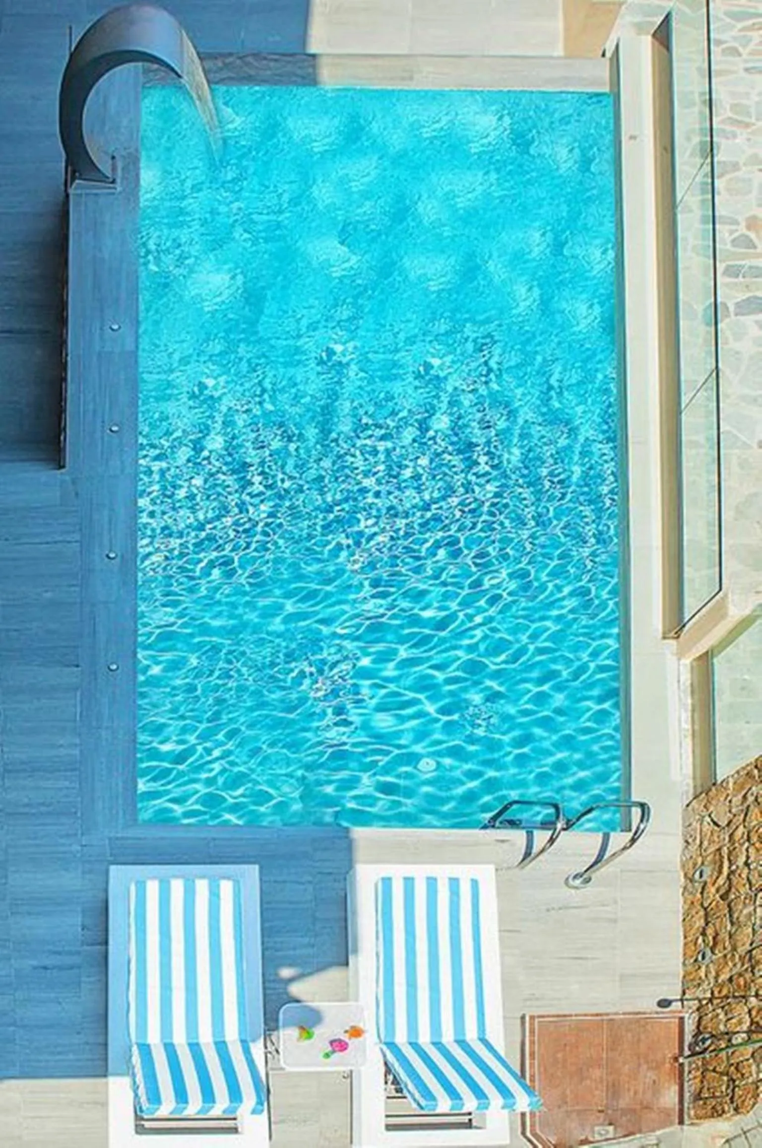 Swimming pool in Core Hotel