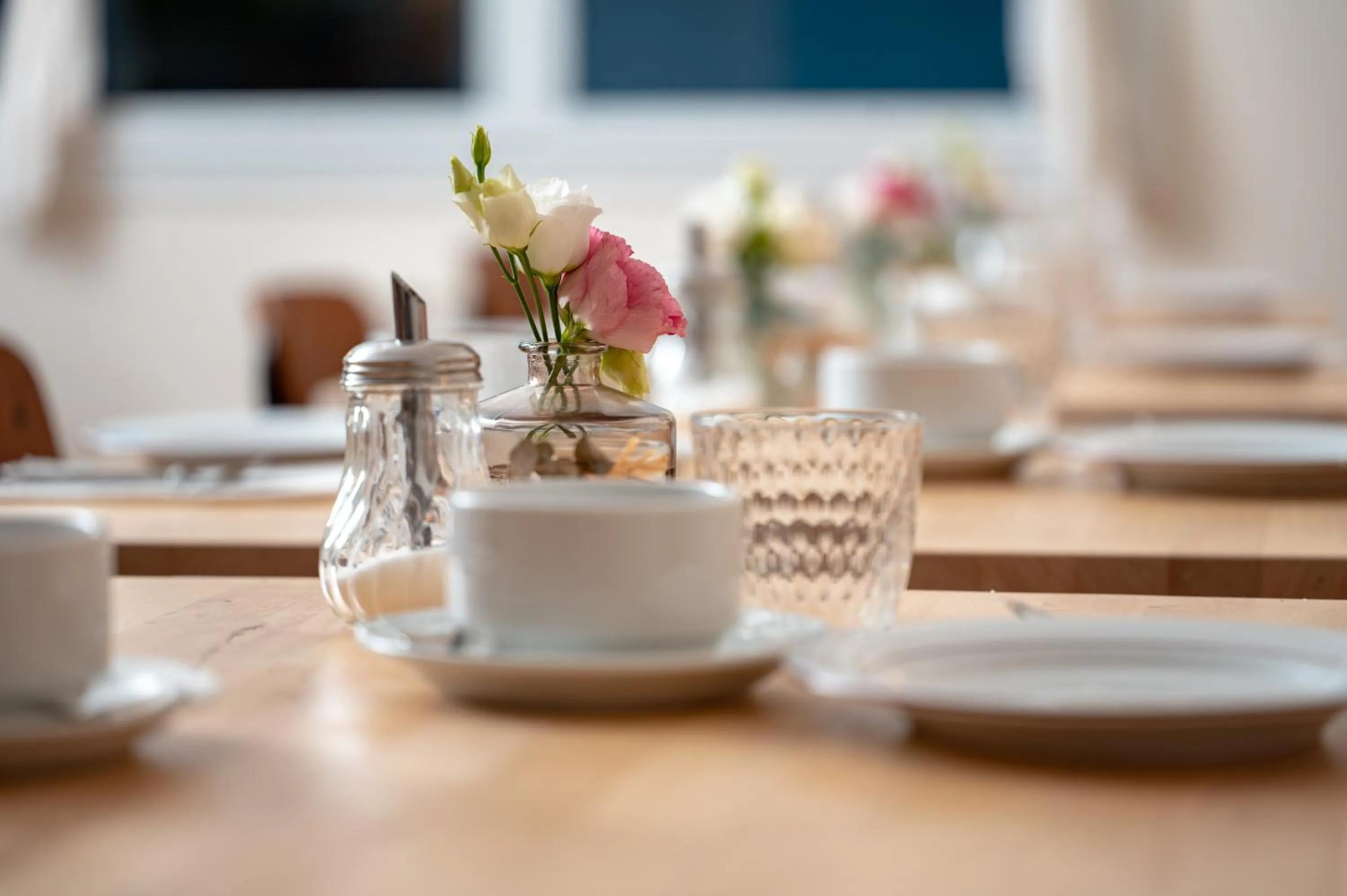 Breakfast in Hôtel Restaurant La Voile Bleue