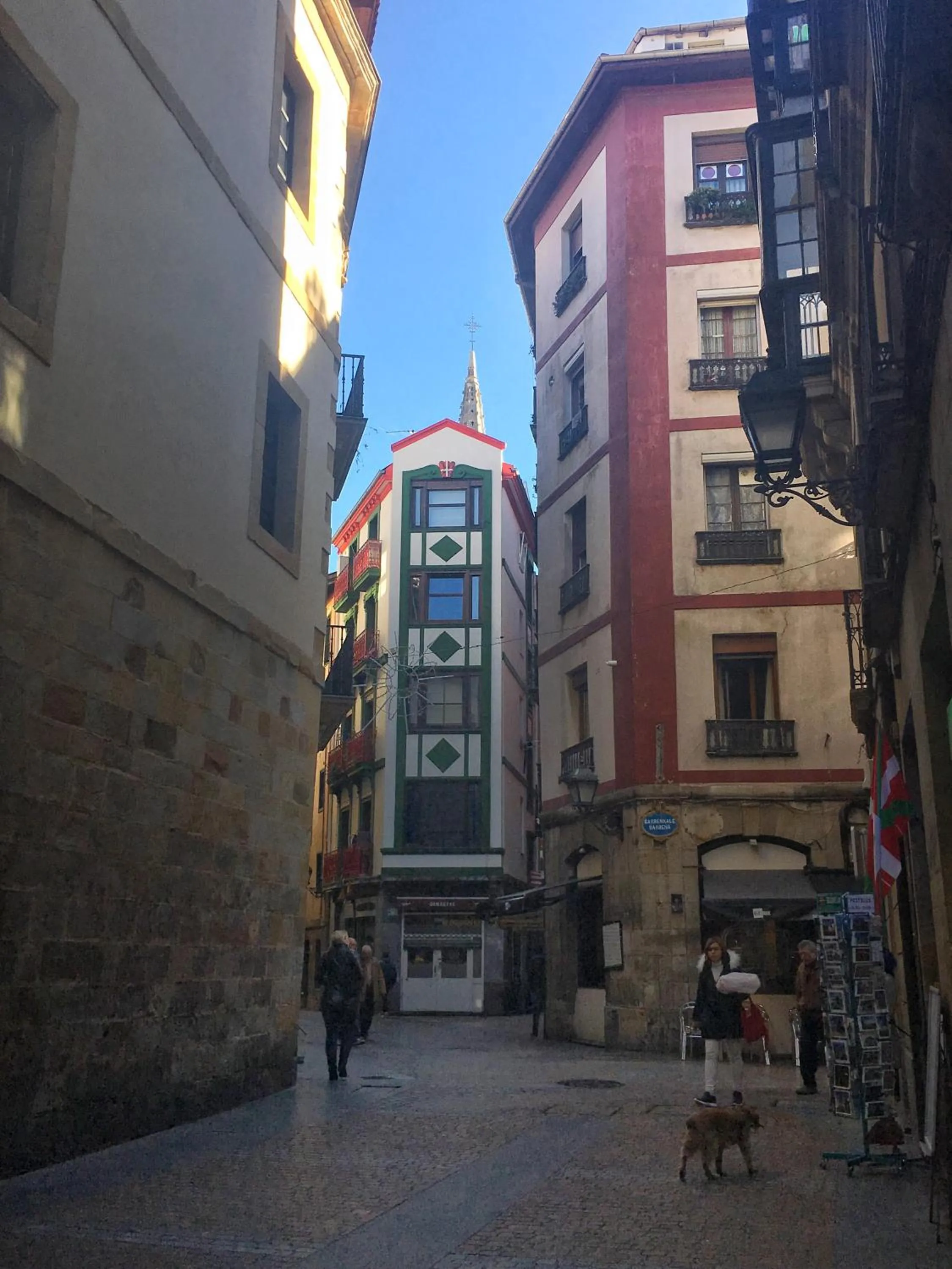 Facade/entrance in Pensión Basque Boutique