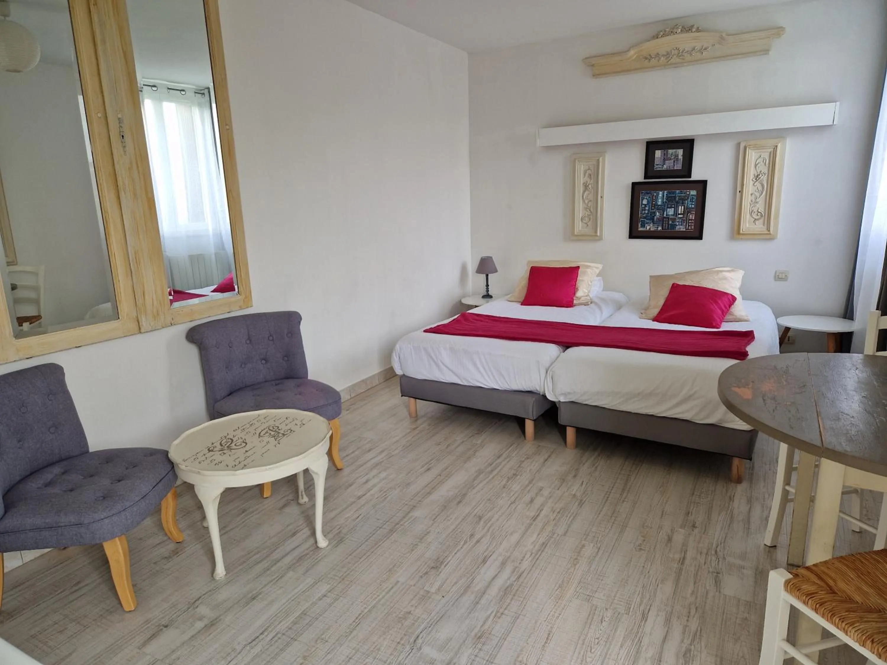 Bed in Au Clos Paillé La Roche Posay