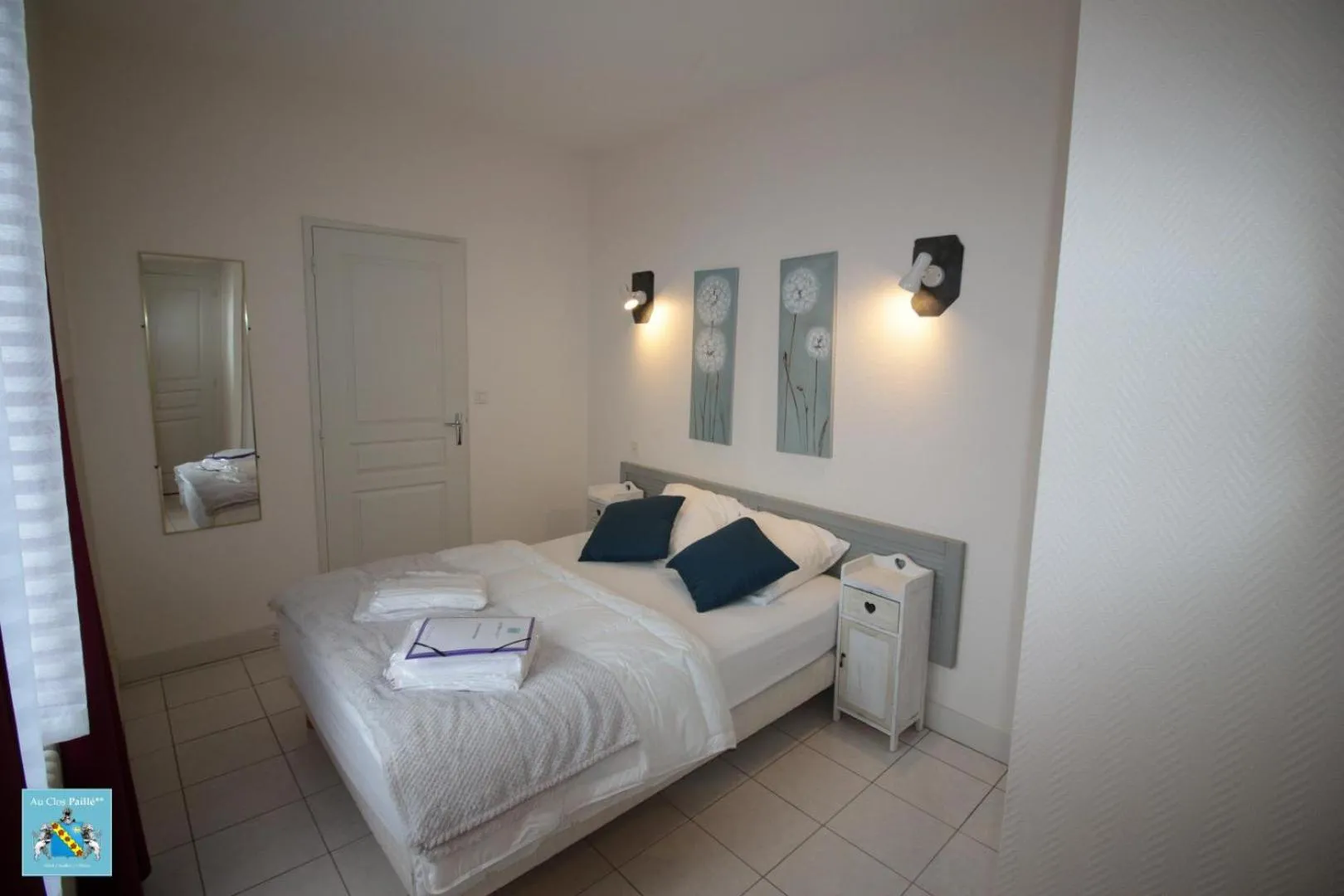 Photo of the whole room, Bed in Hôtel Au Clos Paillé La Roche Posay