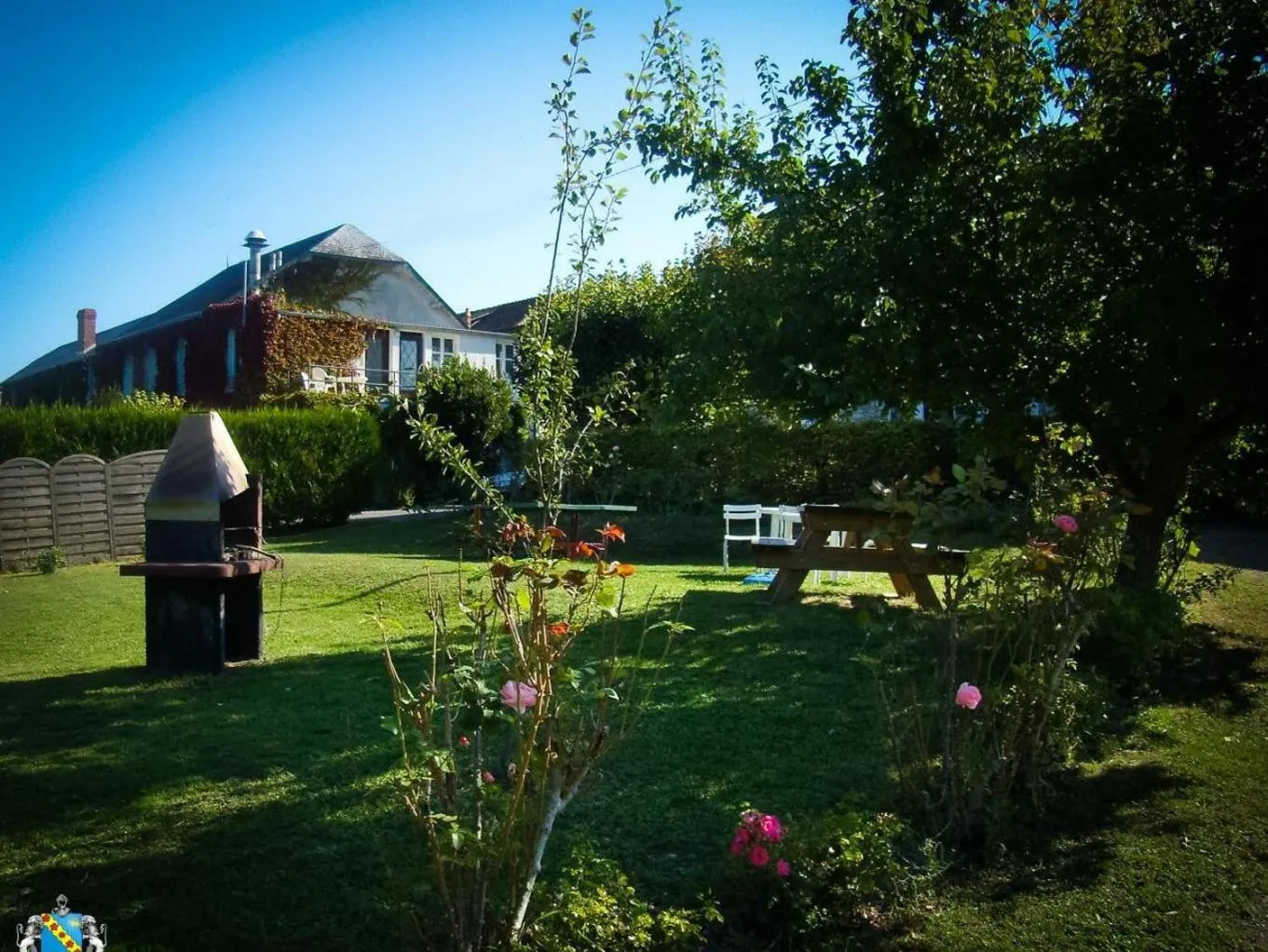 Property building in Hôtel Au Clos Paillé La Roche Posay