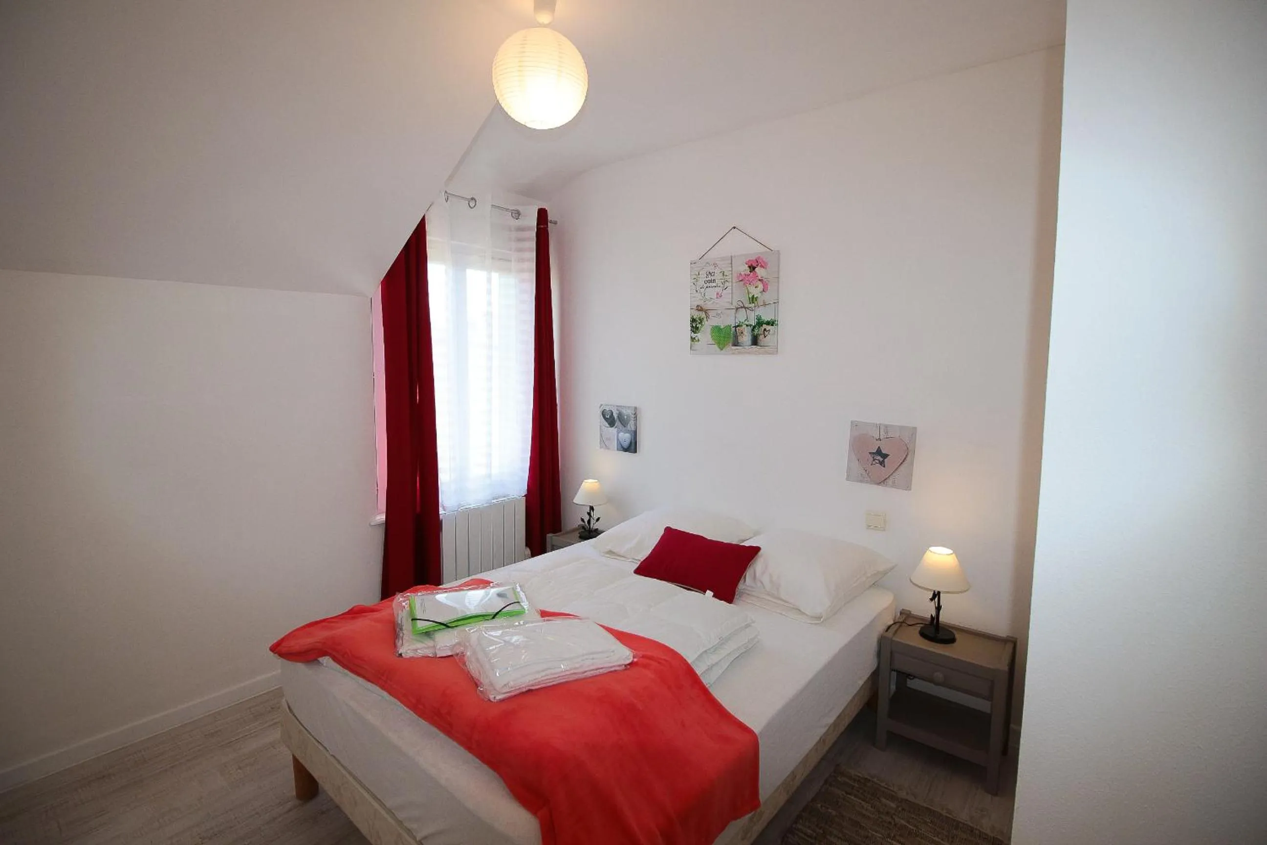 Photo of the whole room, Bed in Hôtel Au Clos Paillé La Roche Posay