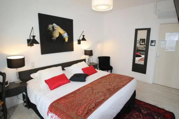 Bed in Hôtel Au Clos Paillé La Roche Posay
