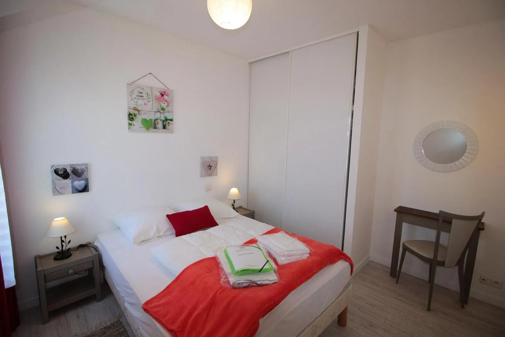 Photo of the whole room, Bed in Hôtel Au Clos Paillé La Roche Posay