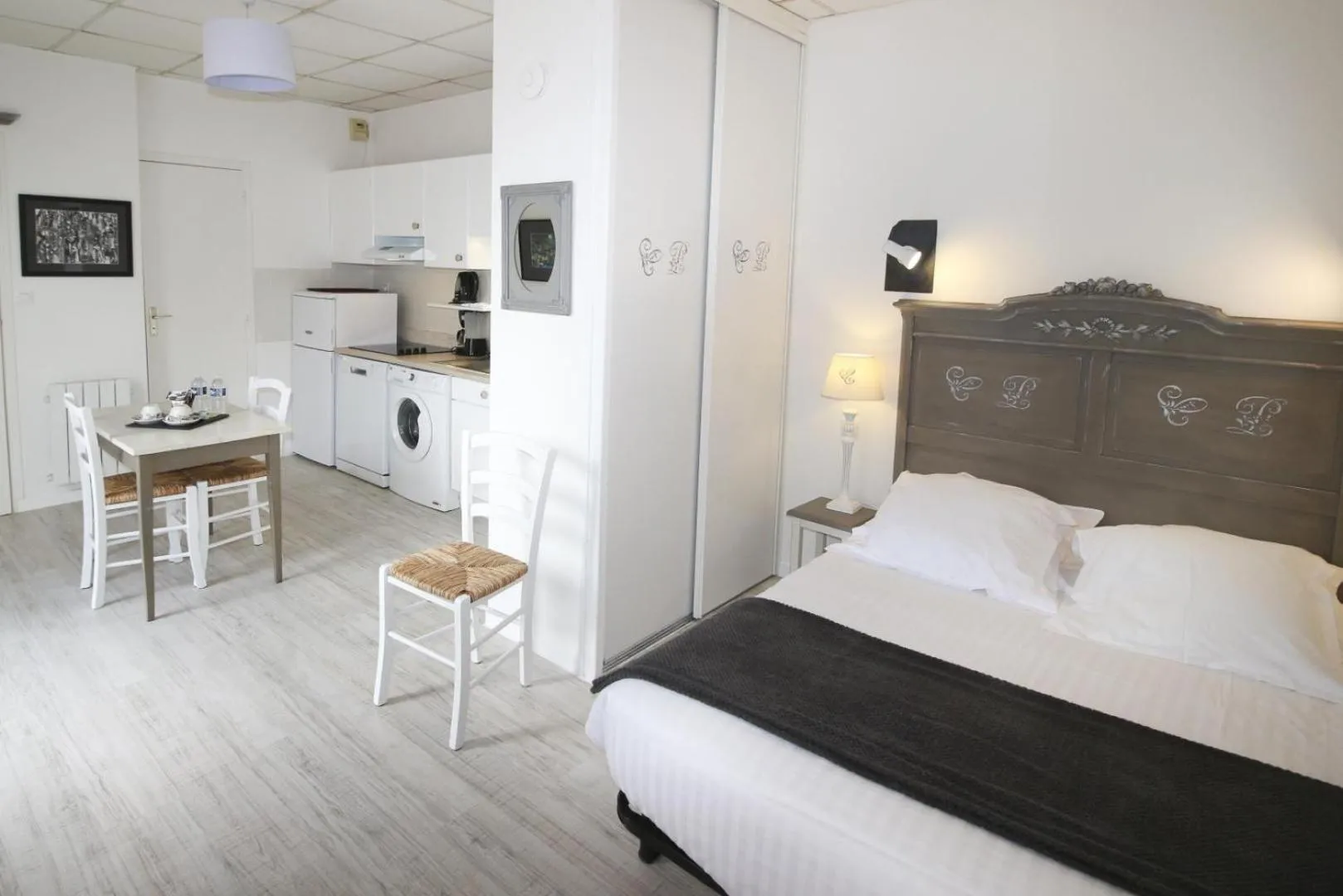 Photo of the whole room, Bed in Hôtel Au Clos Paillé La Roche Posay