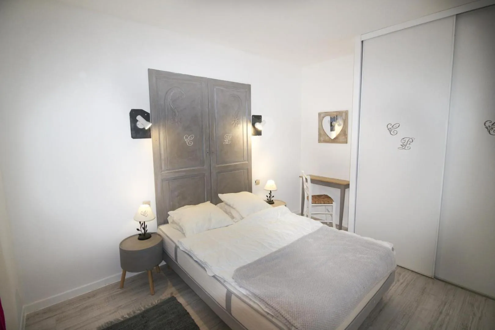 Photo of the whole room, Bed in Hôtel Au Clos Paillé La Roche Posay