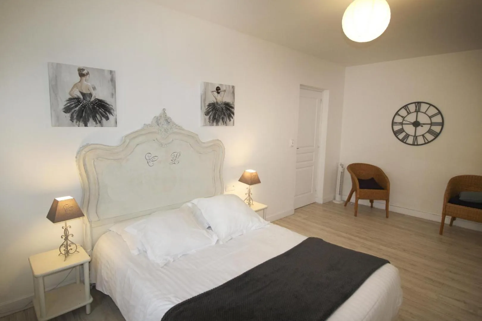 Photo of the whole room, Bed in Hôtel Au Clos Paillé La Roche Posay