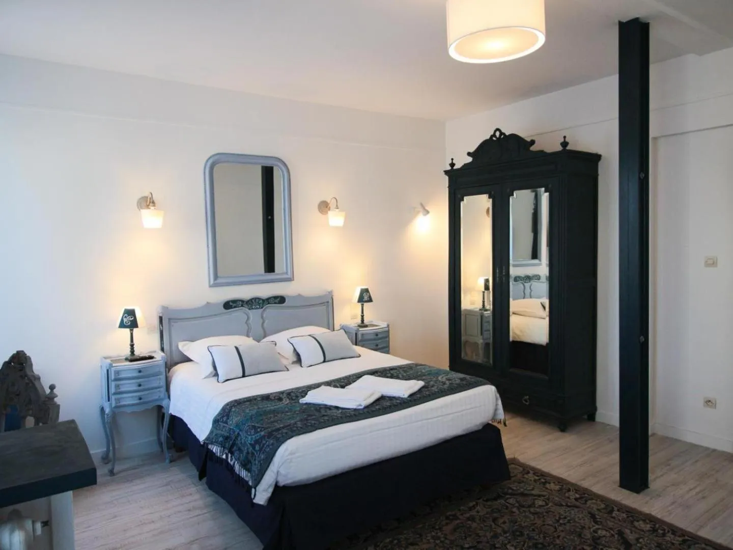 Photo of the whole room, Bed in Hôtel Au Clos Paillé La Roche Posay