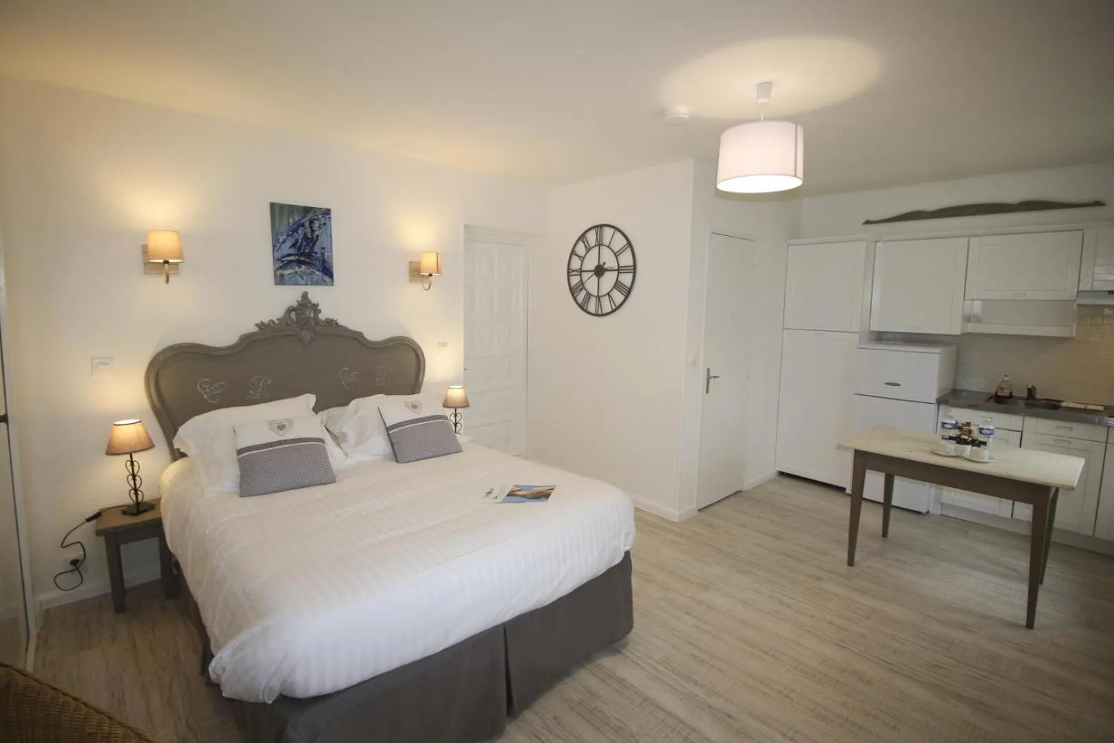 Photo of the whole room, Bed in Hôtel Au Clos Paillé La Roche Posay