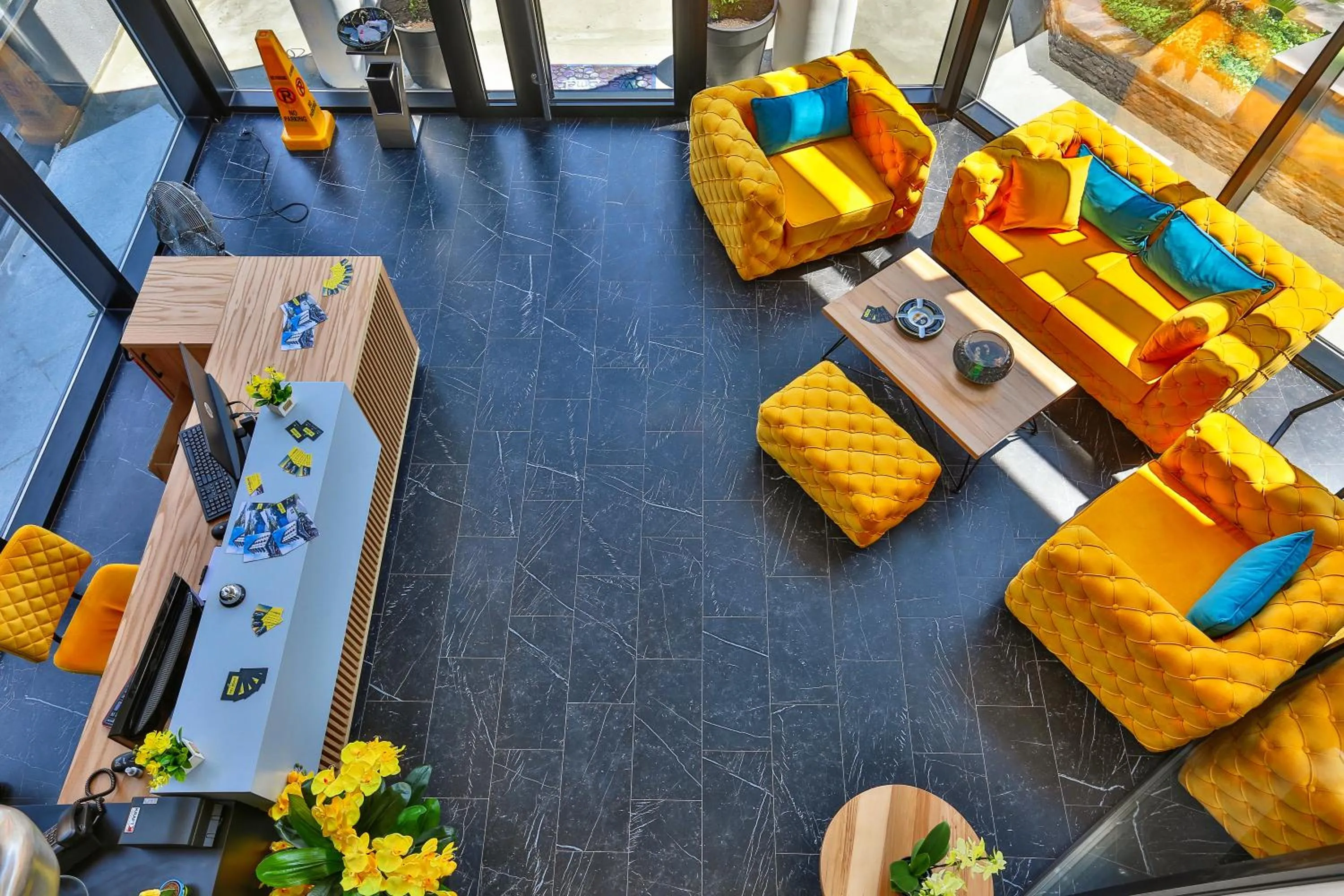 Communal lounge/ TV room in Hotel Del Medio