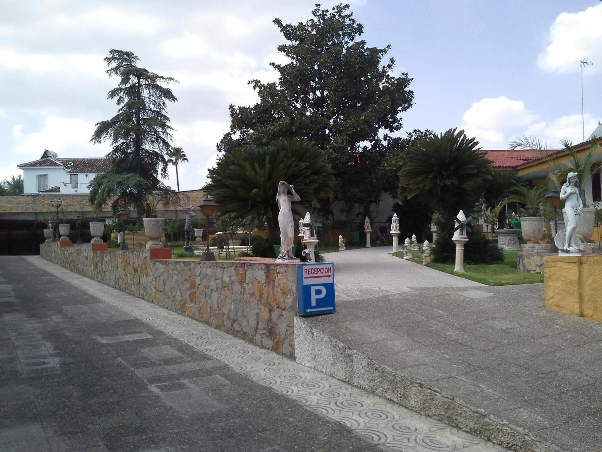 Lobby or reception in Hotel Gines