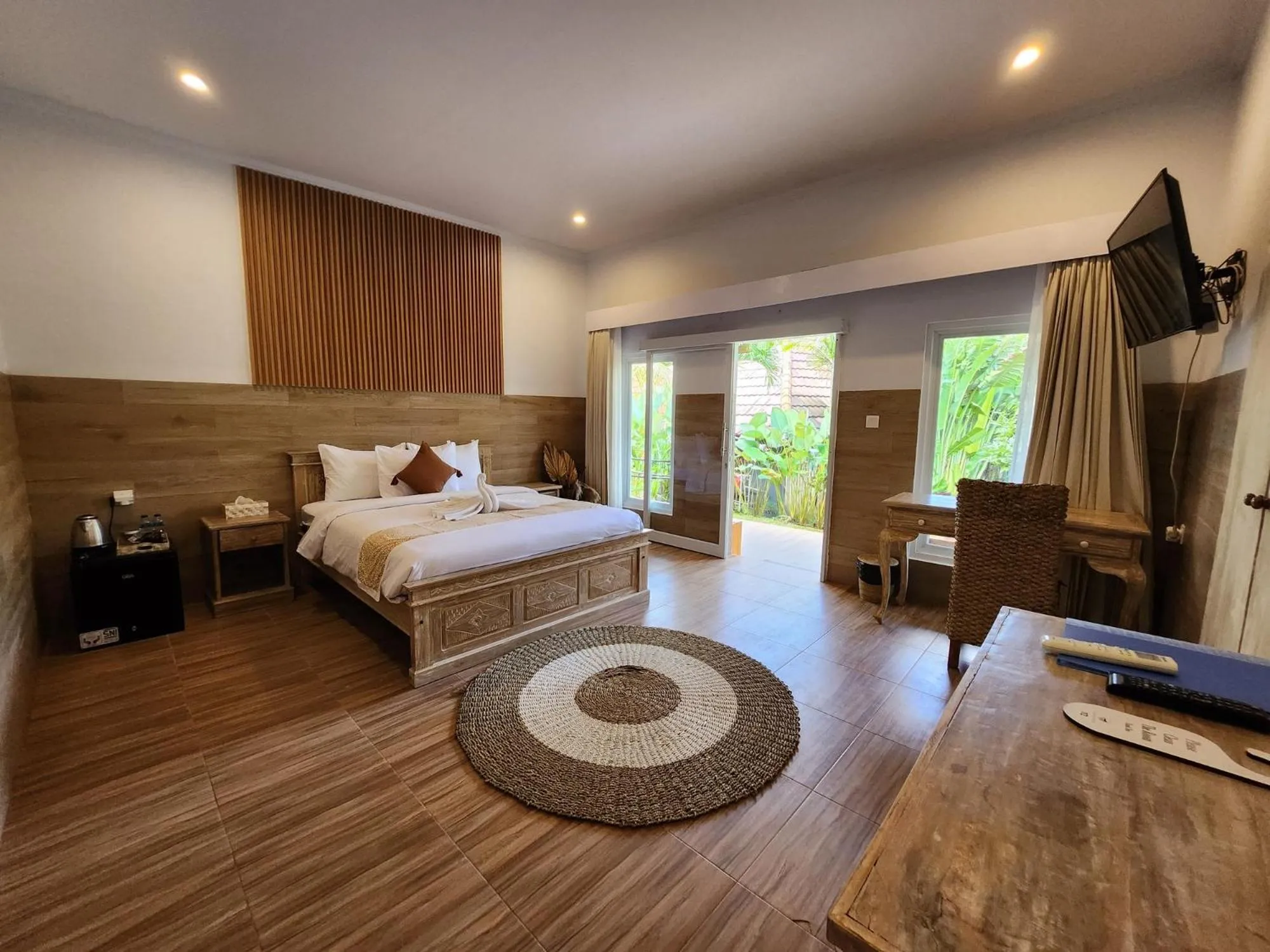 Bed in Agung Wiwin Homestay & Restaurant