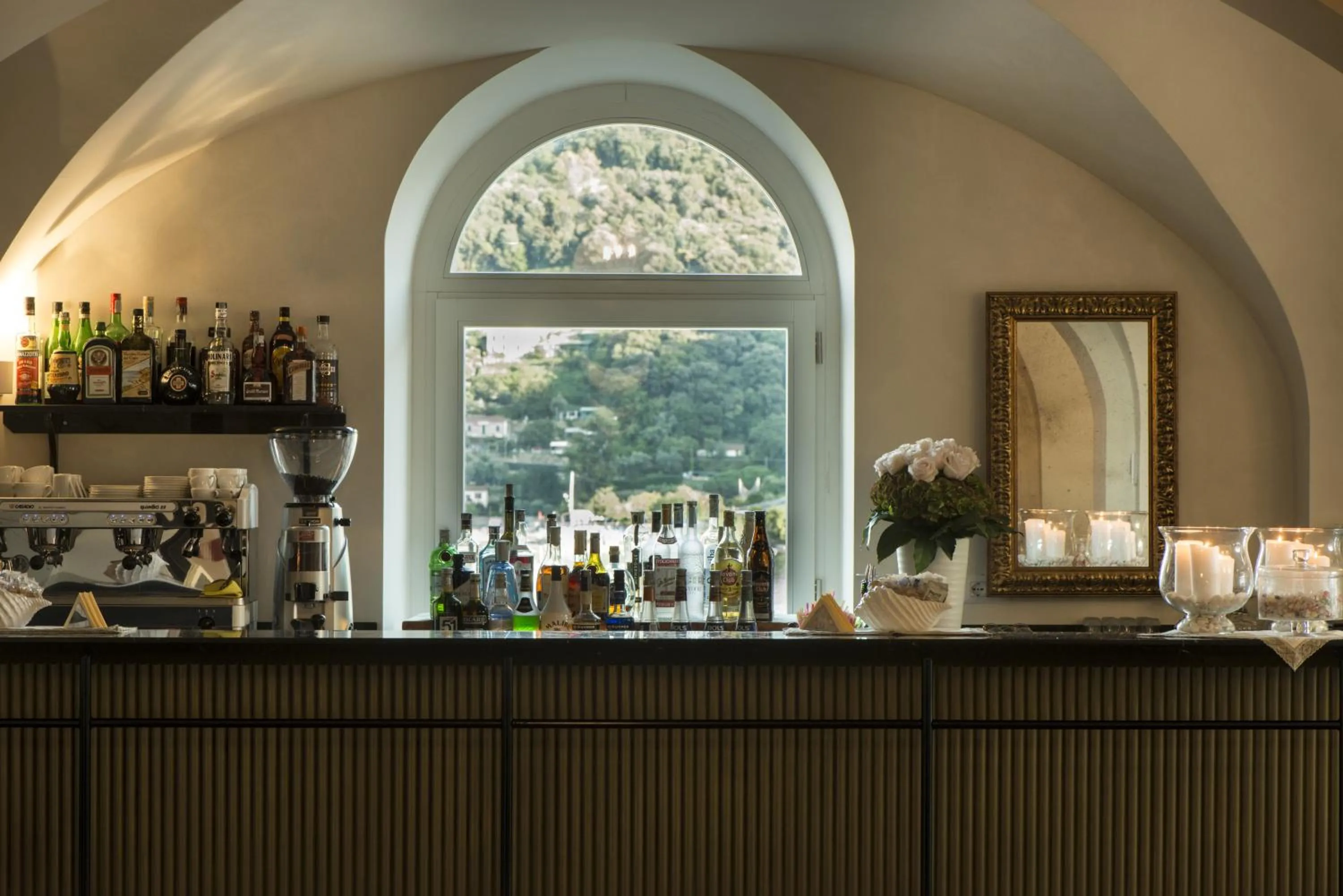 Lounge or bar in Grand Hotel Portovenere