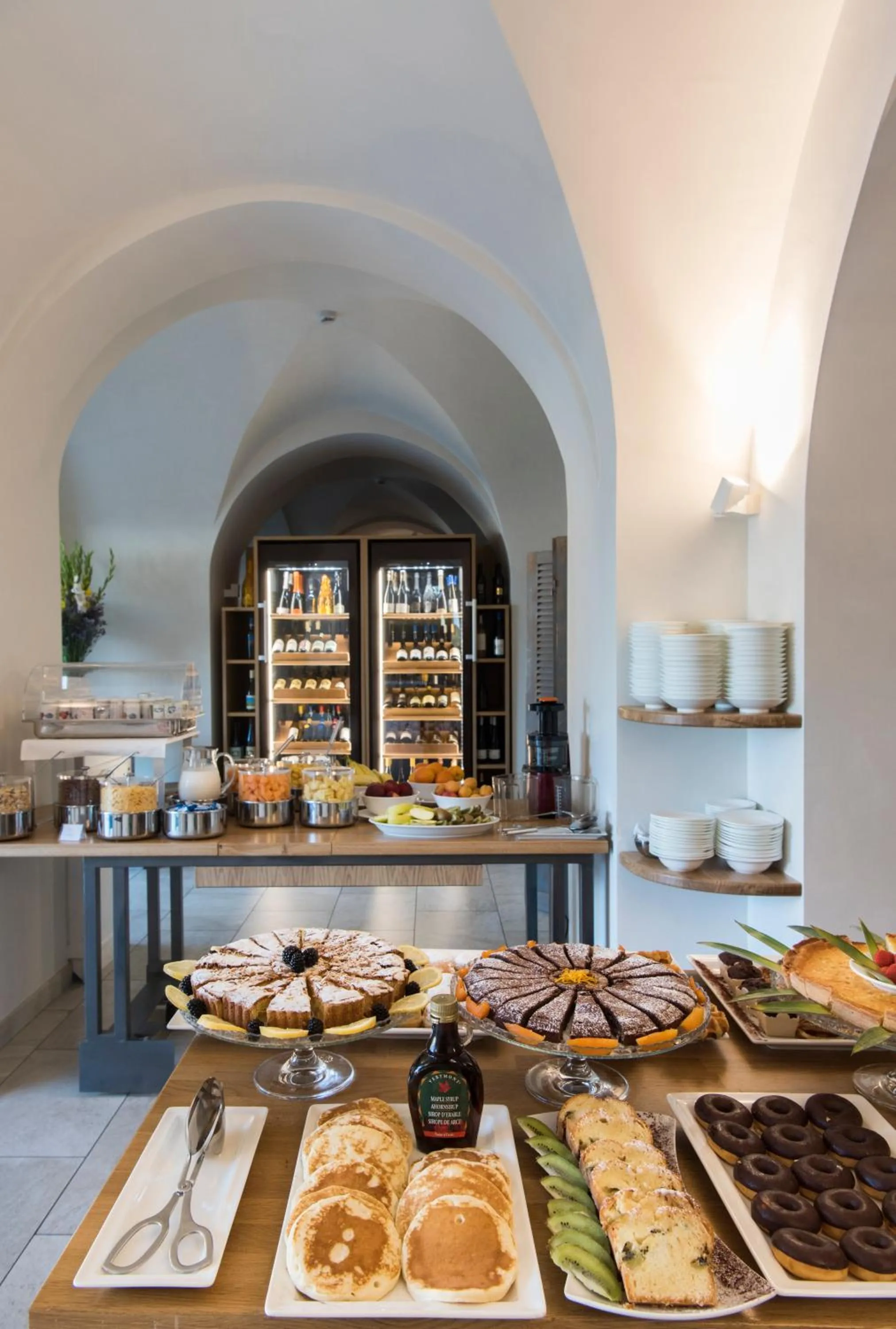 Buffet breakfast in Grand Hotel Portovenere