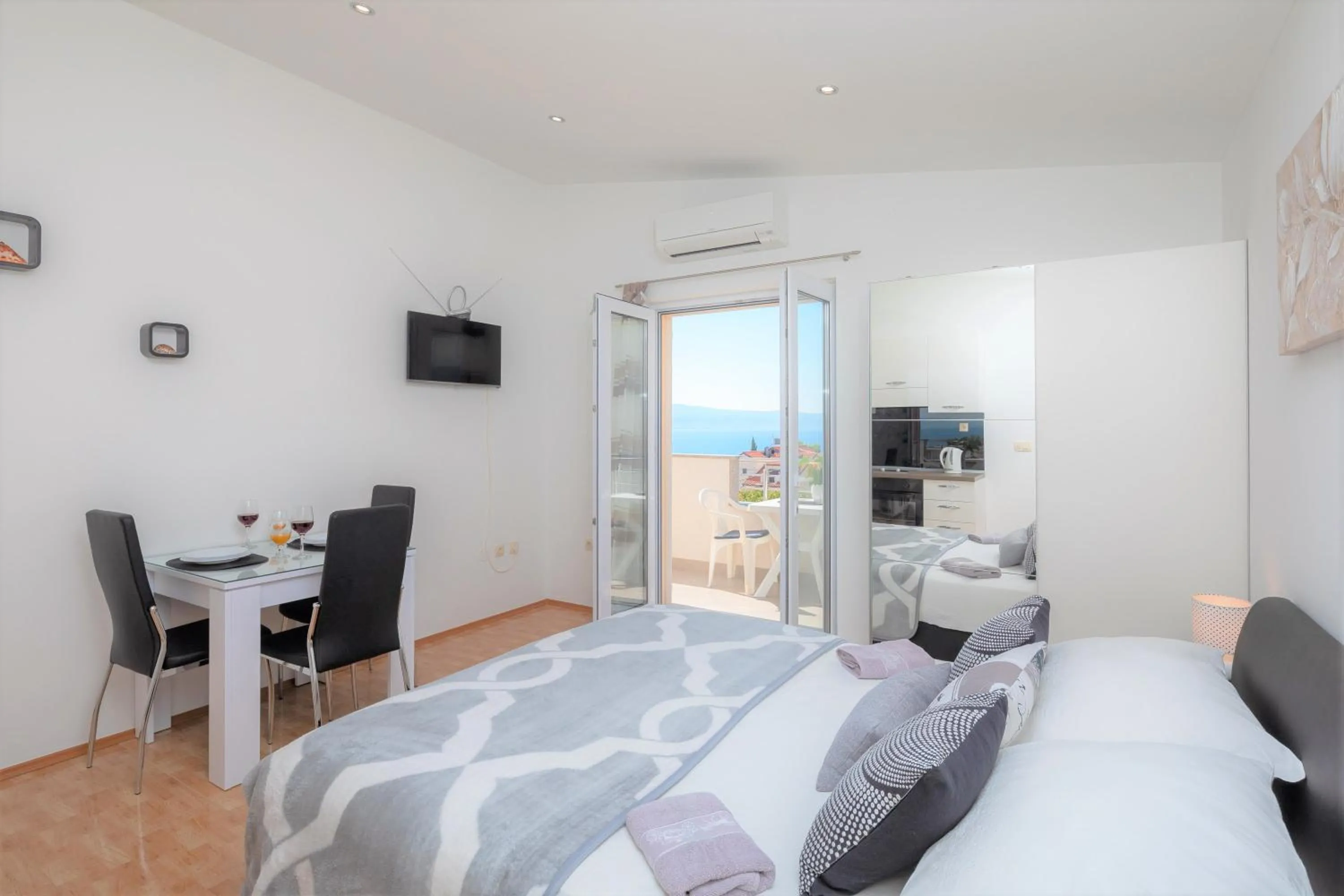 Sea view, Bed in FBA Family Beach Apartments