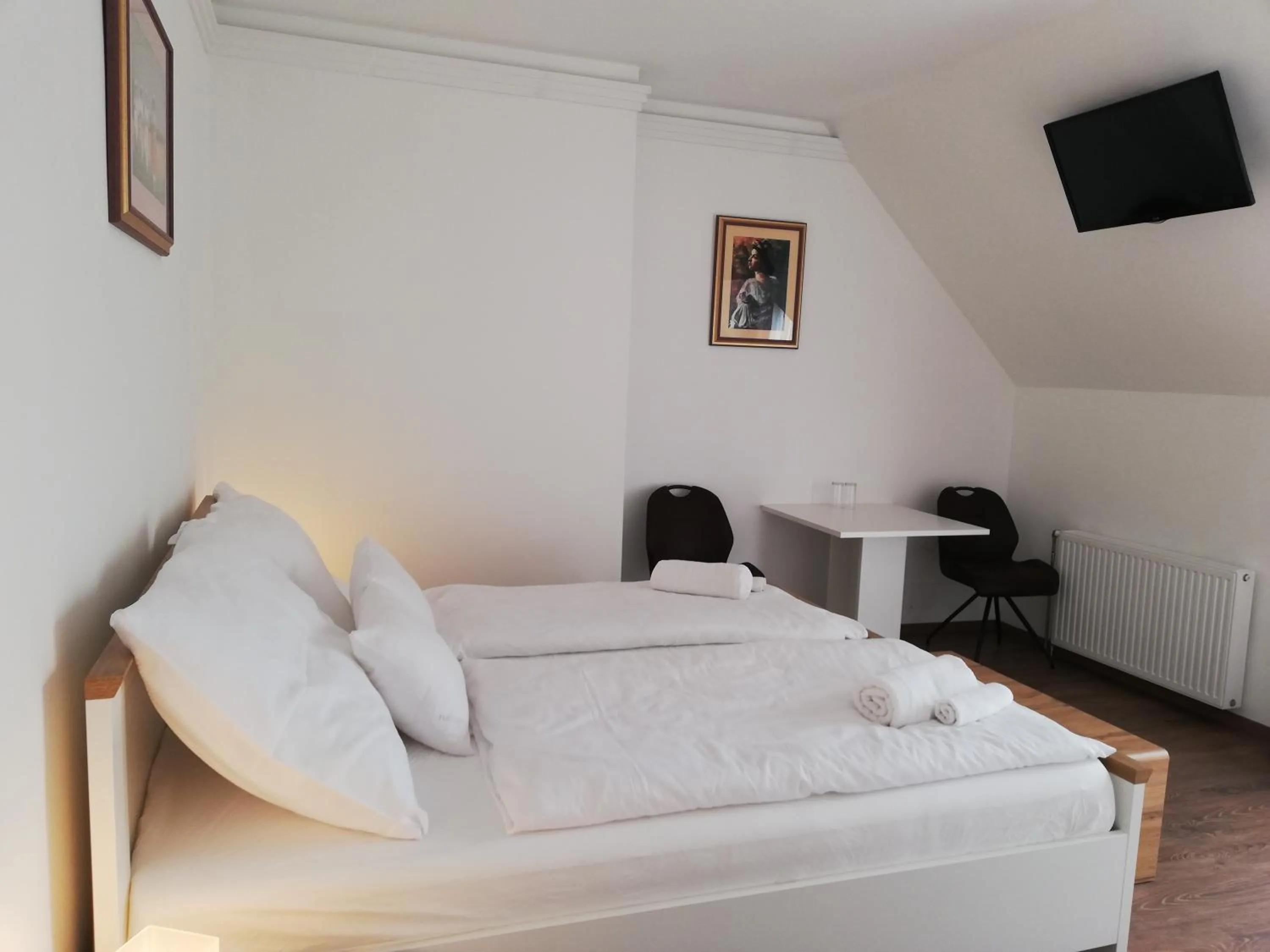 Bed in Levanda Panzió