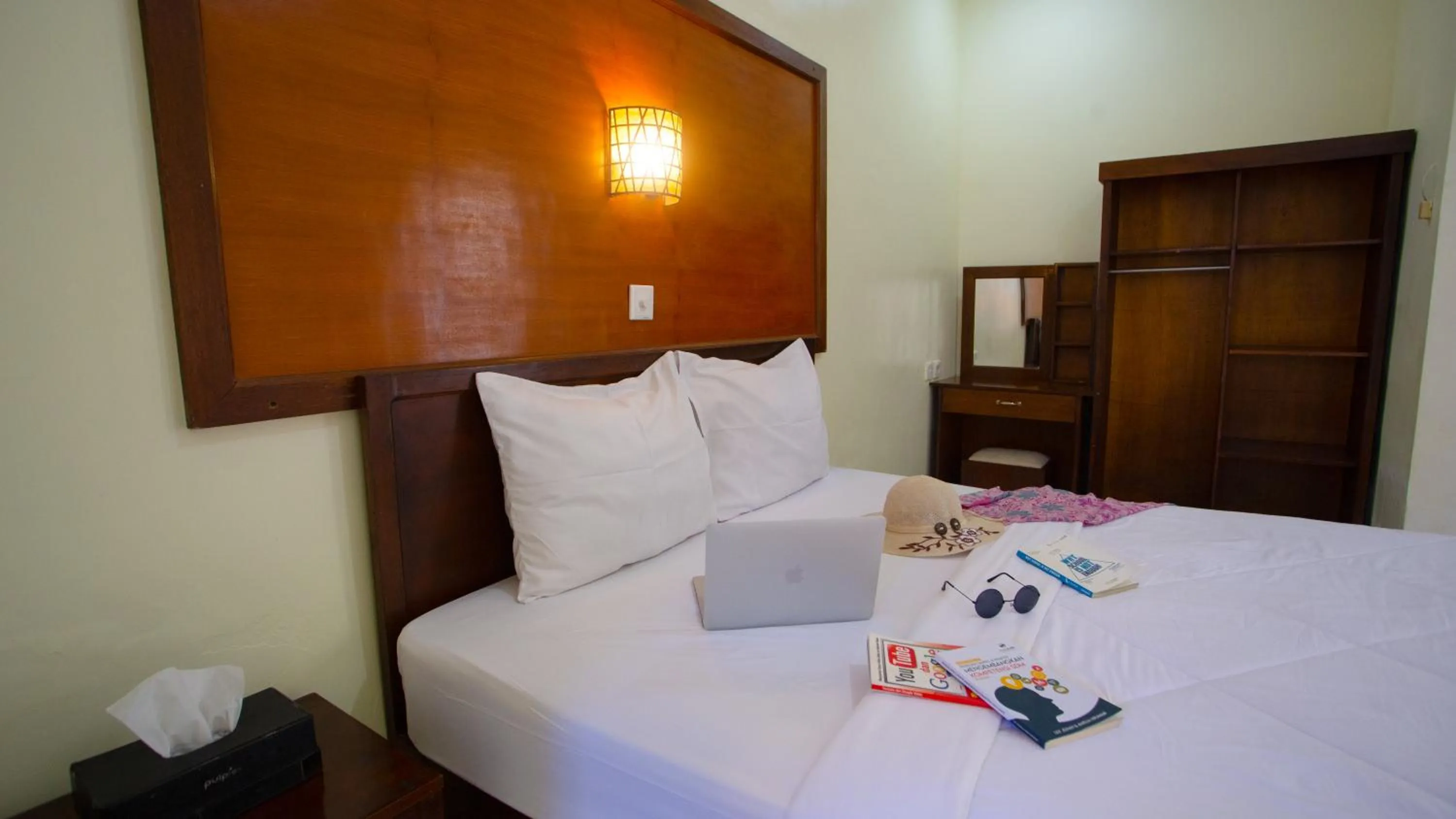 Bed in Teges Inn Kuta