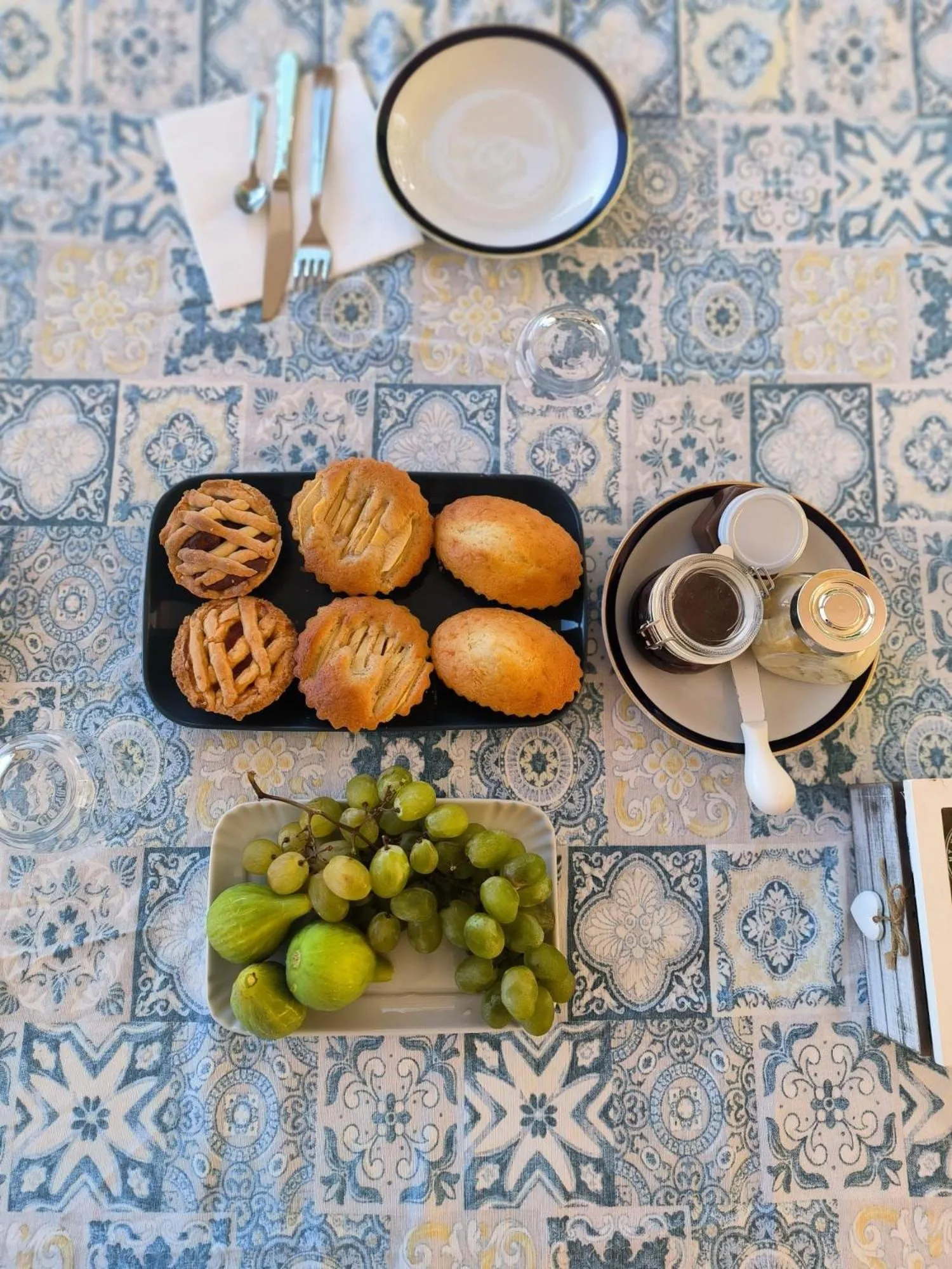 Breakfast in Aria Di mare b&b family