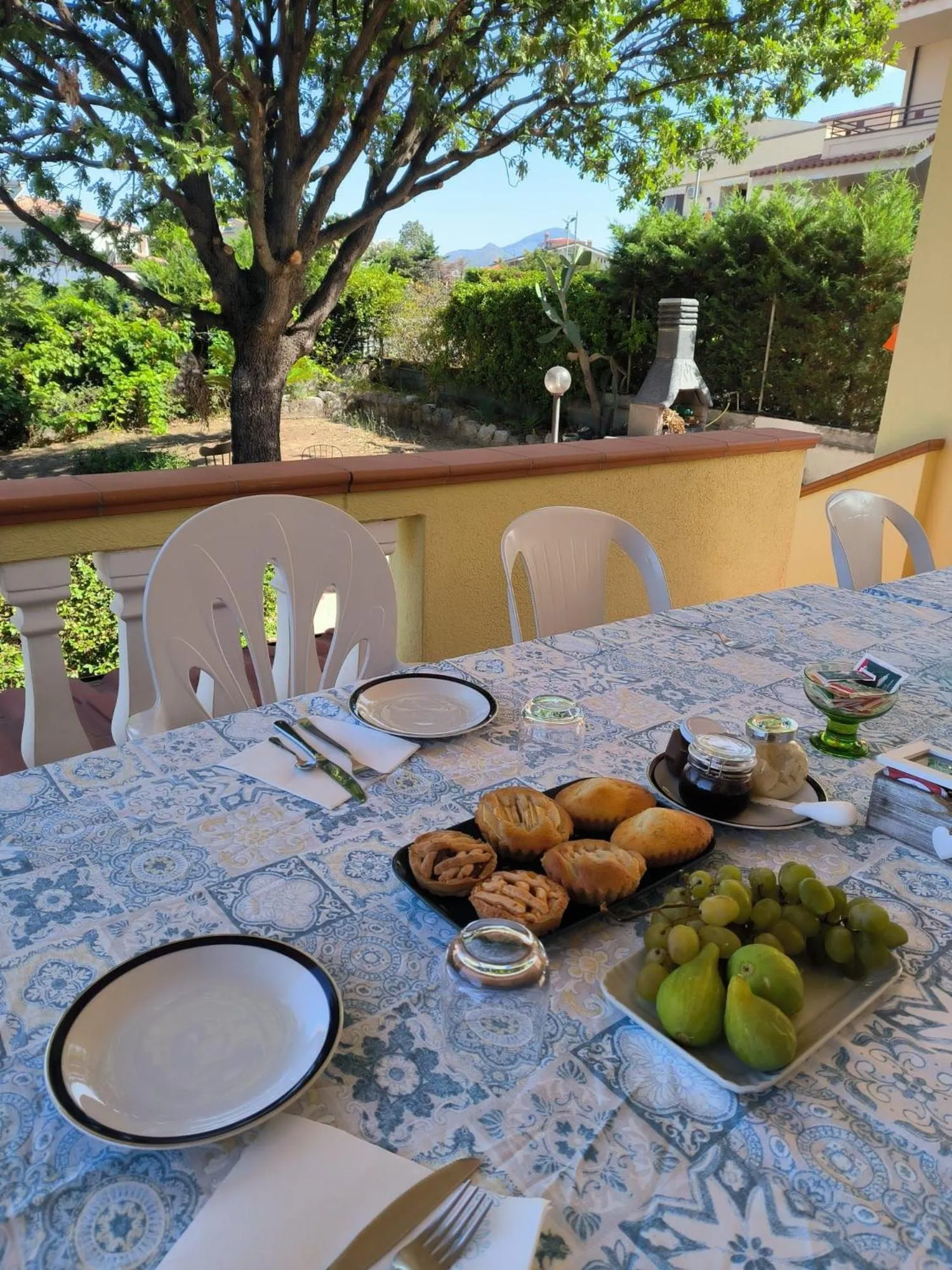 Breakfast in Aria Di mare b&b family