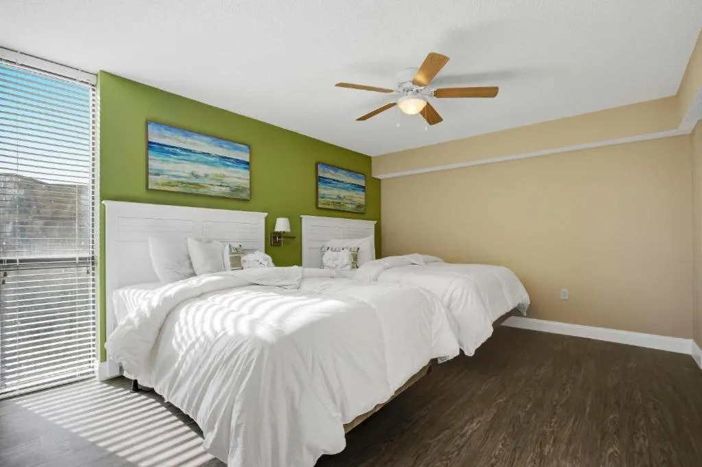 Bed in Ocean Annie's Resorts