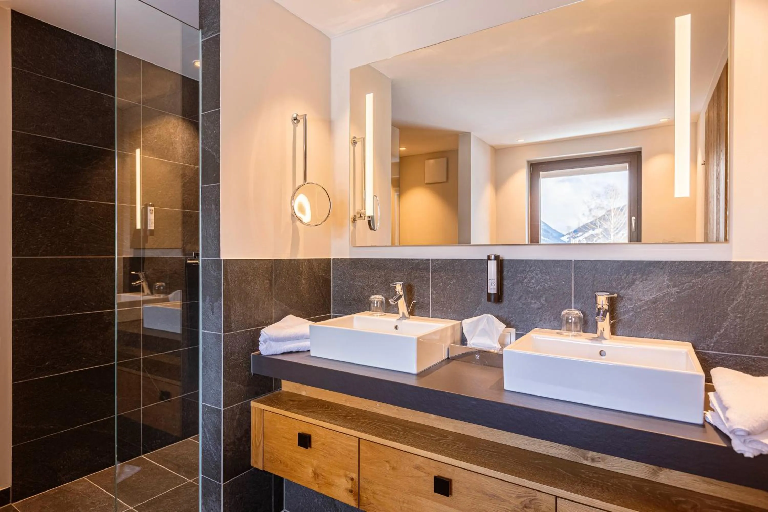 Bathroom in Bergresort Zugspitze Ehrwald by ALPS RESORTS