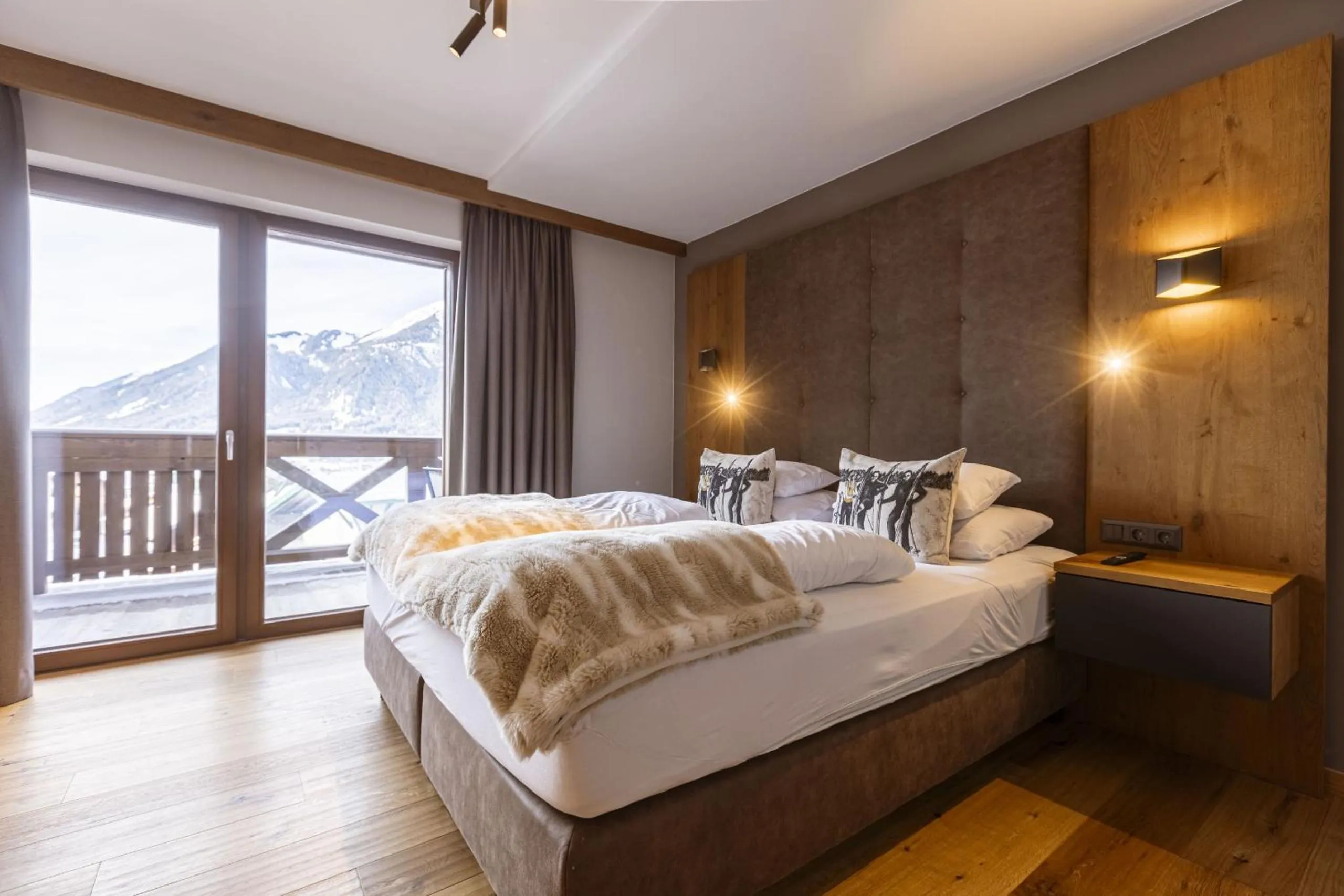 Bedroom, Bed in Bergresort Zugspitze Ehrwald by ALPS RESORTS
