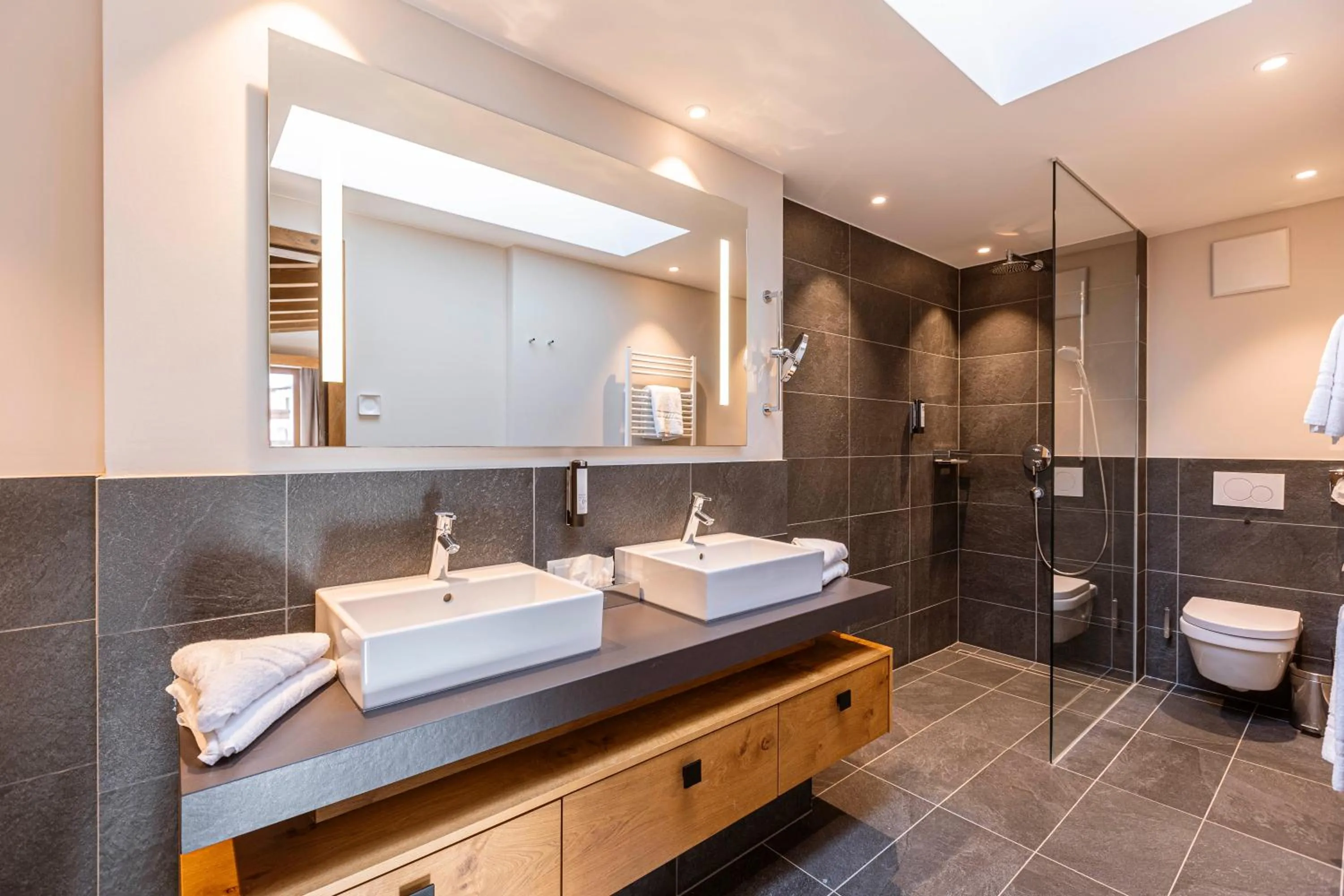 Bathroom in Bergresort Zugspitze Ehrwald by ALPS RESORTS