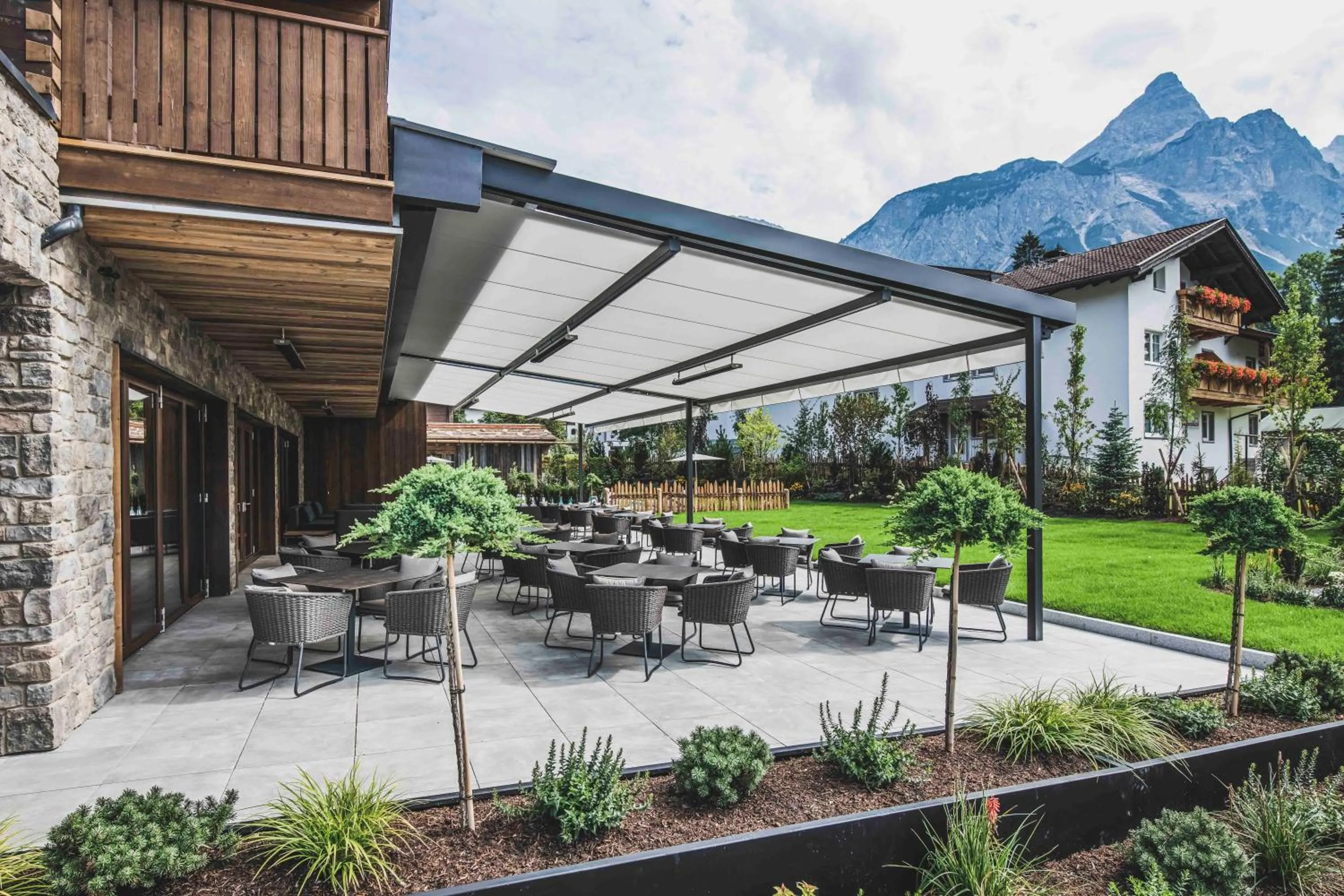 Restaurant/places to eat in Bergresort Zugspitze Ehrwald by ALPS RESORTS