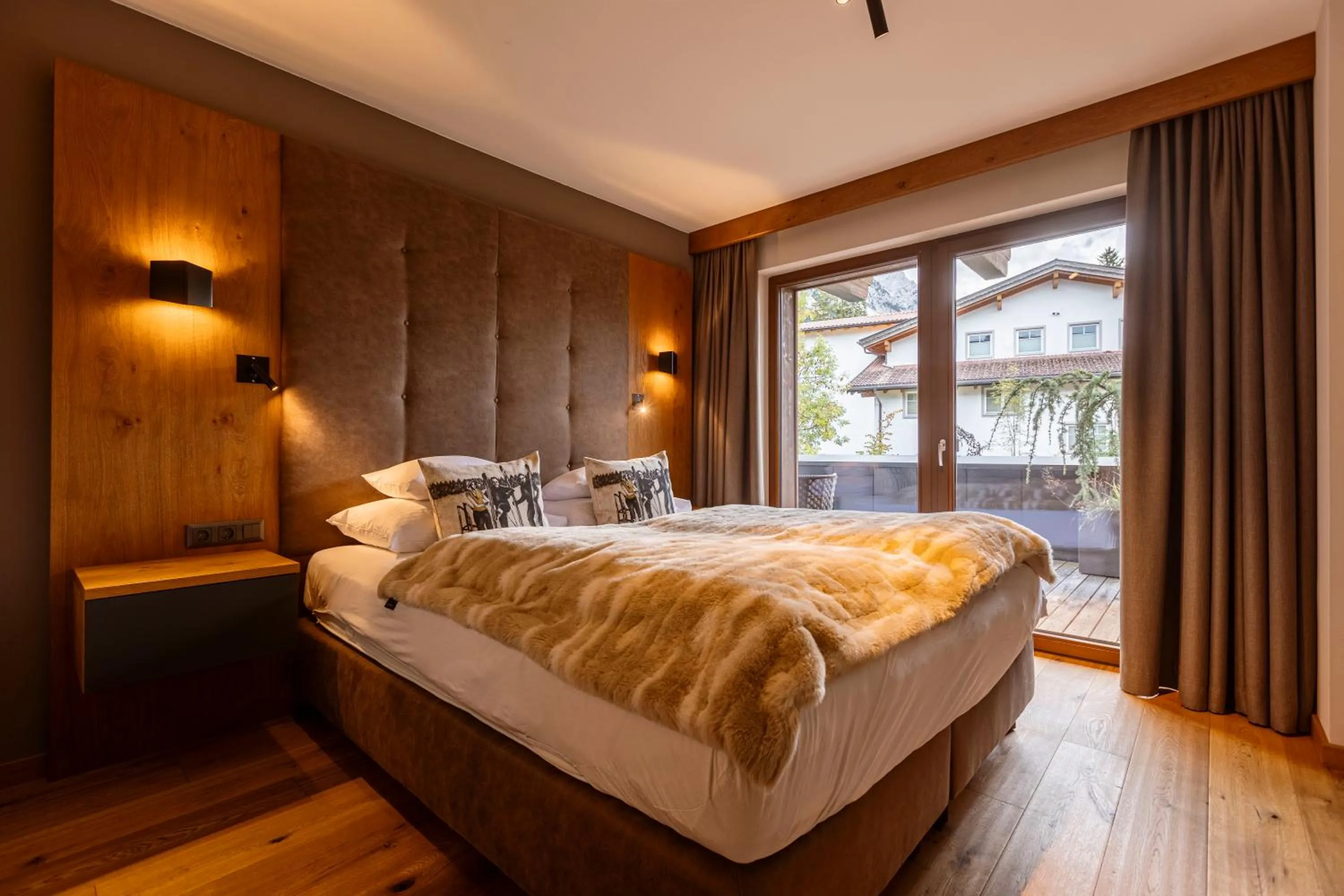 Bedroom, Bed in Bergresort Zugspitze Ehrwald by ALPS RESORTS