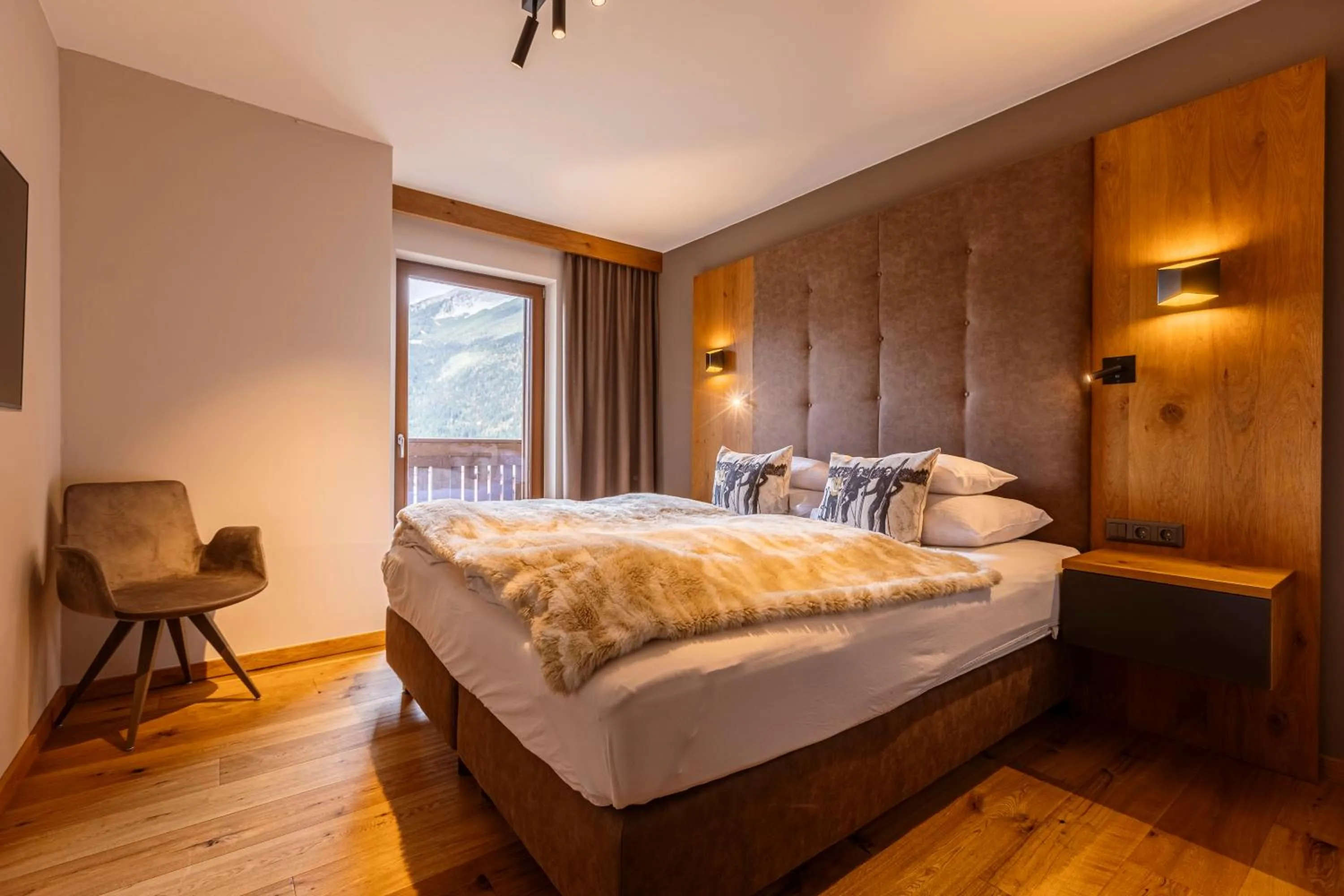 Bedroom, Bed in Bergresort Zugspitze Ehrwald by ALPS RESORTS